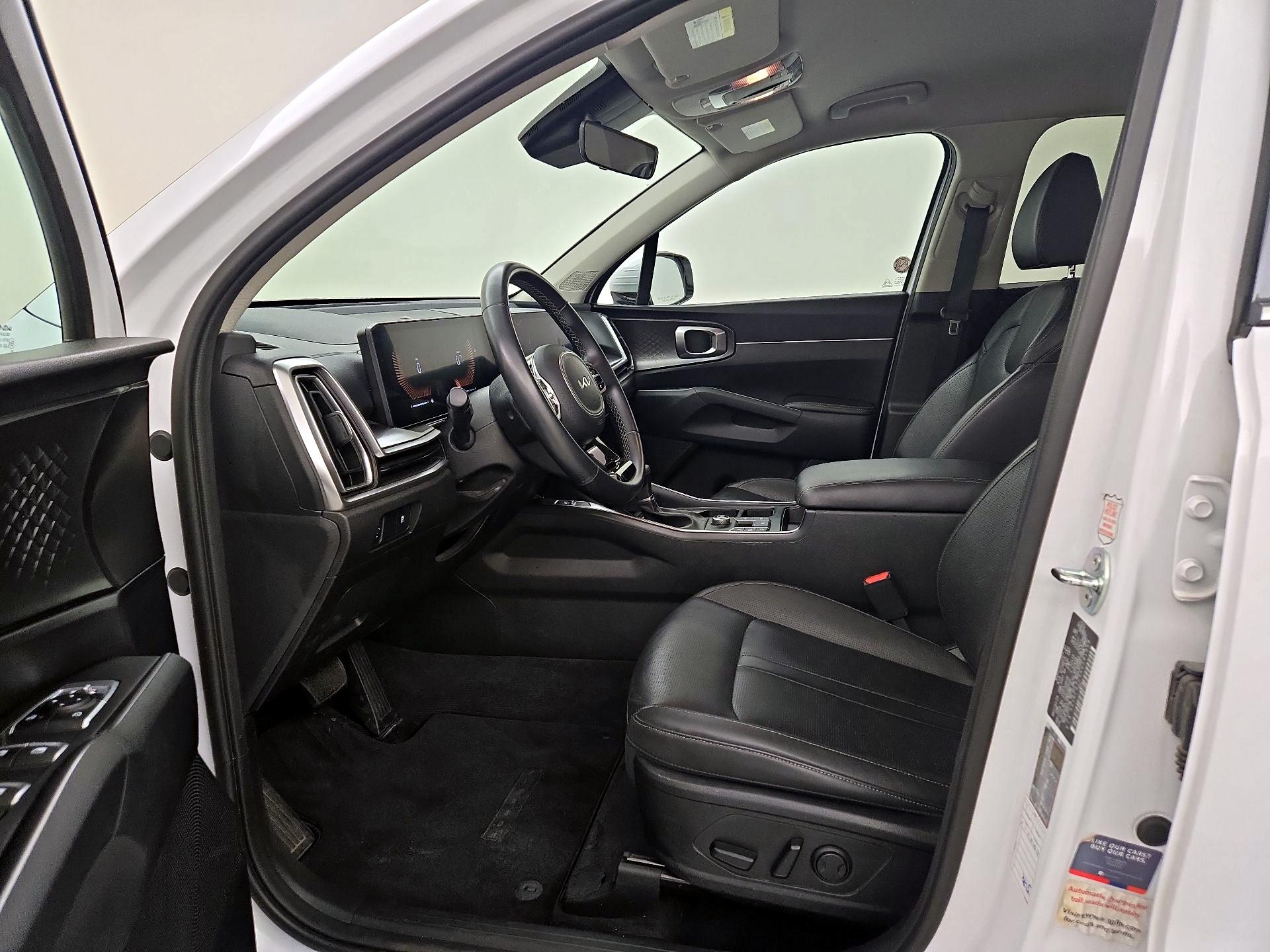 Thumbnail: 2024 Kia Sorento - 11