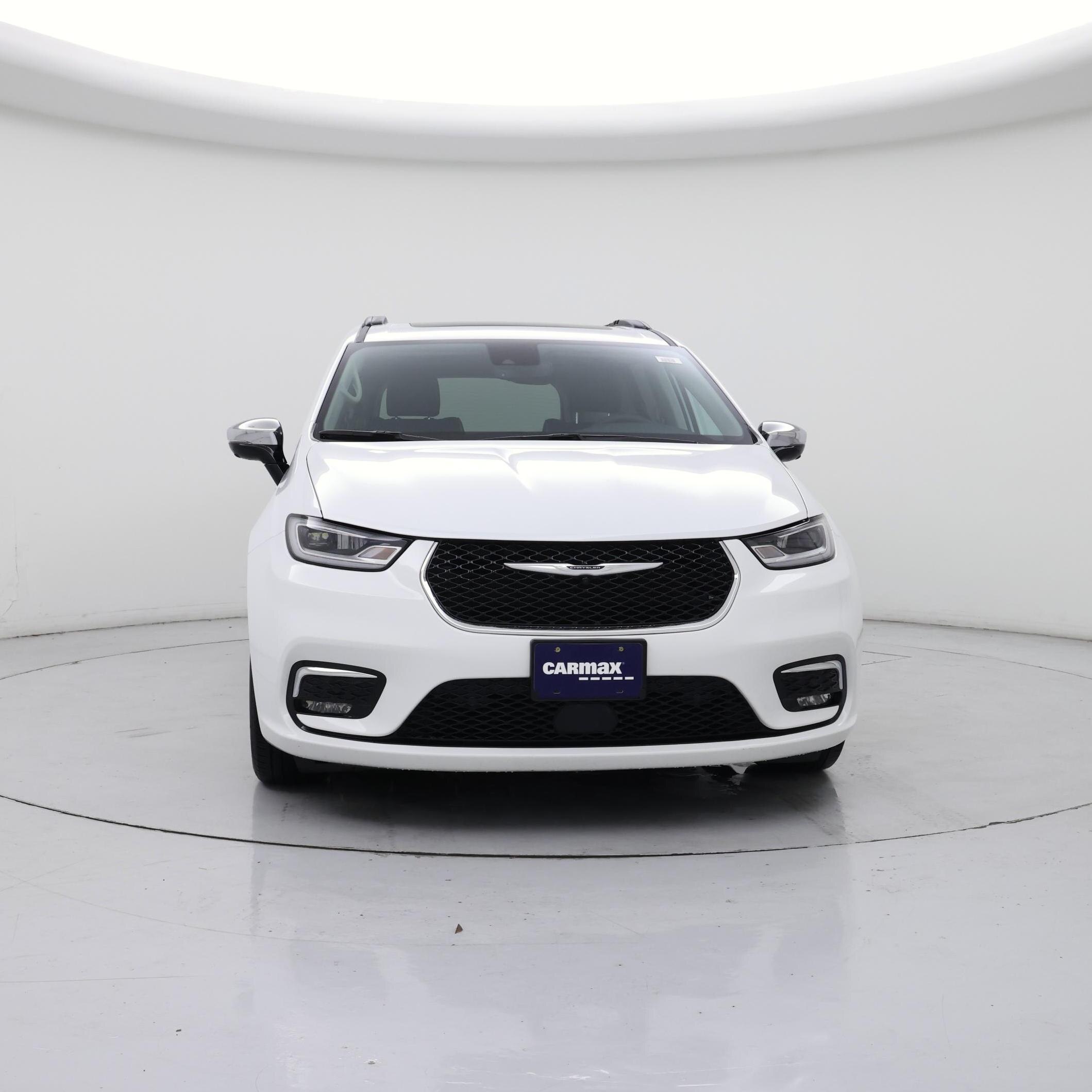 Thumbnail: 2023 Chrysler Pacifica - 5