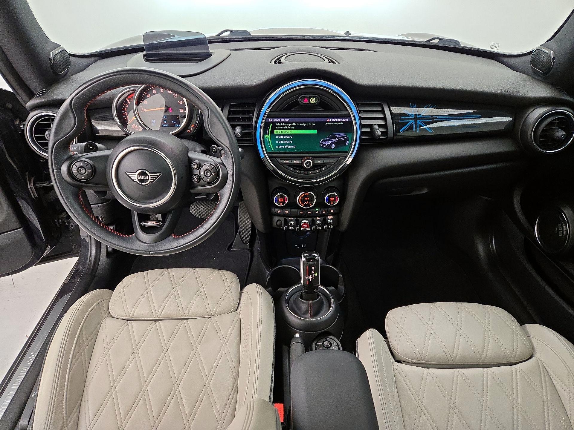 Thumbnail: 2020 MINI Cooper Hardtop - 9