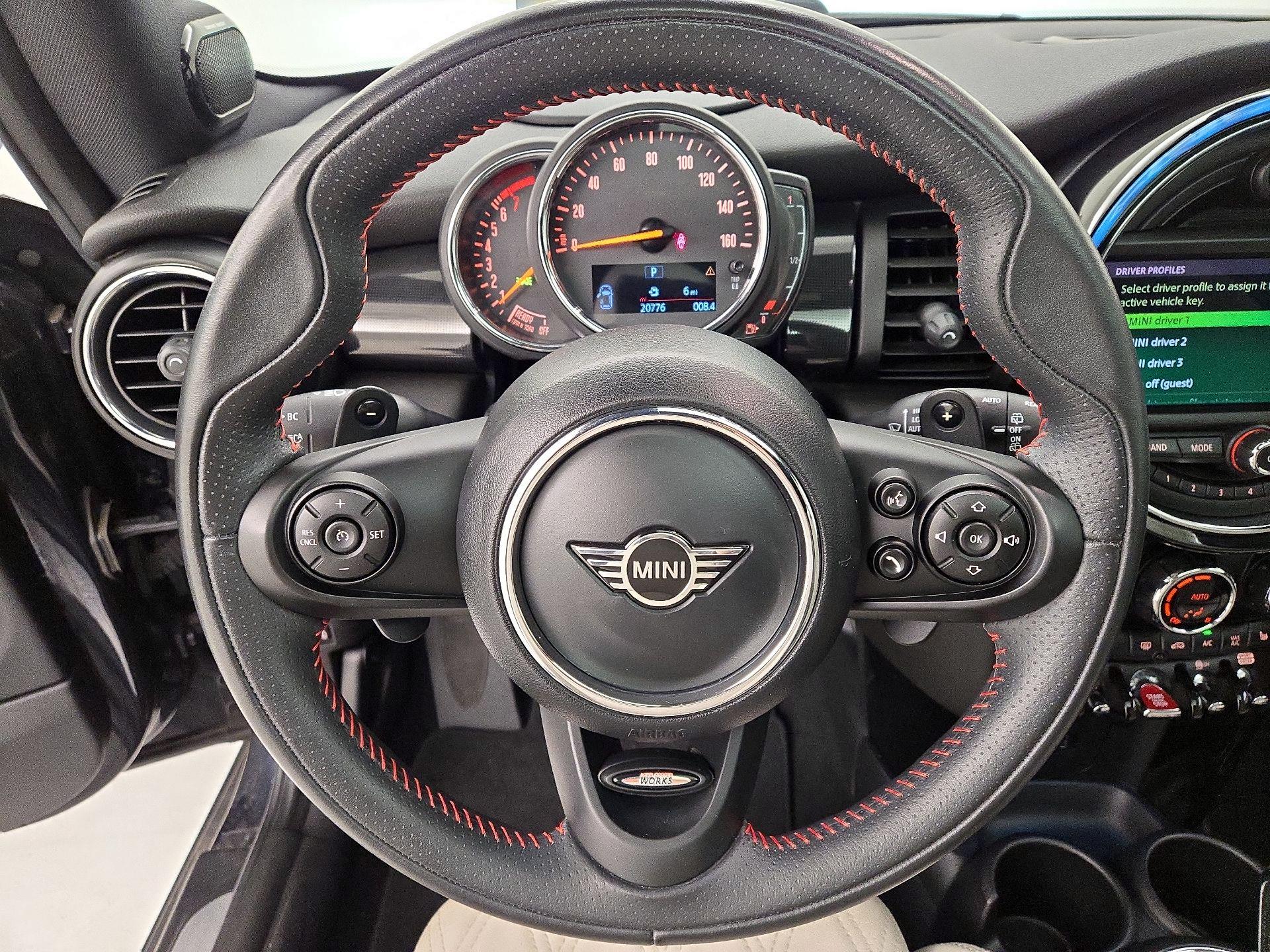 Thumbnail: 2020 MINI Cooper Hardtop - 10