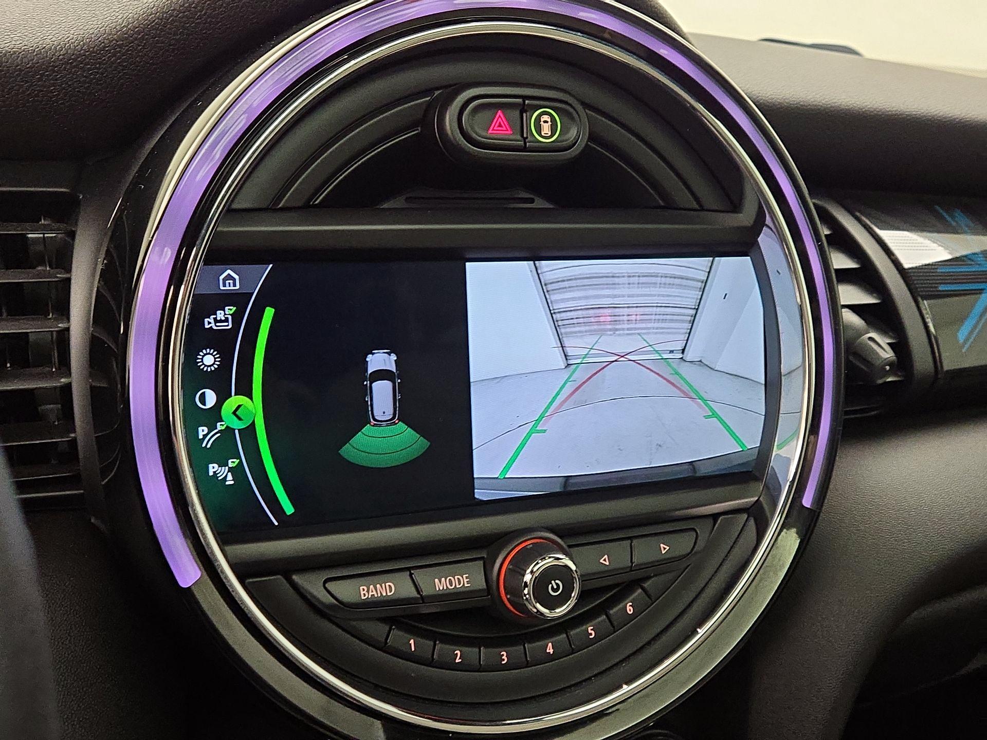 Thumbnail: 2020 MINI Cooper Hardtop - 15