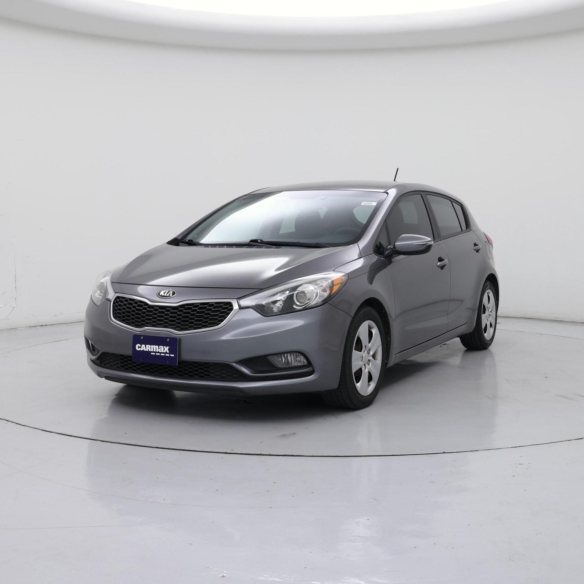 Thumbnail: 2016 Kia Forte - 4