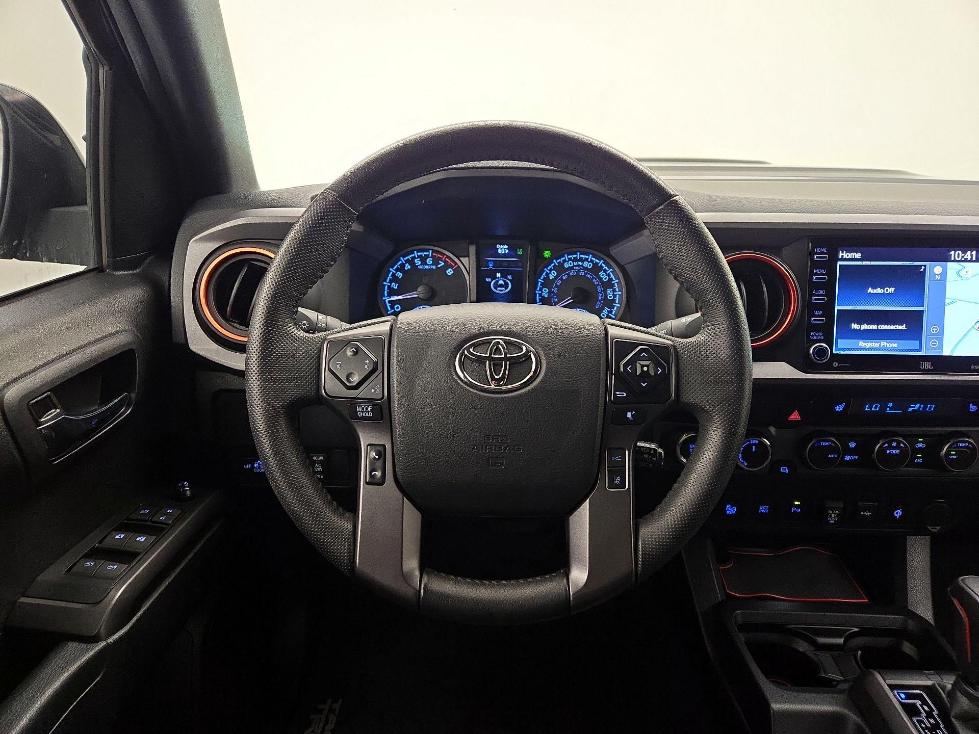 Thumbnail: 2022 Toyota Tacoma - 10