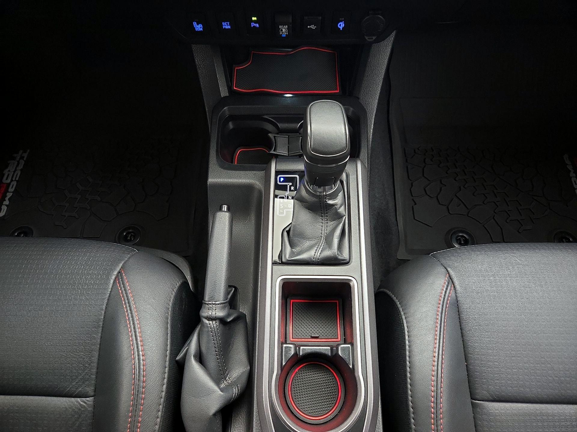 Thumbnail: 2022 Toyota Tacoma - 18