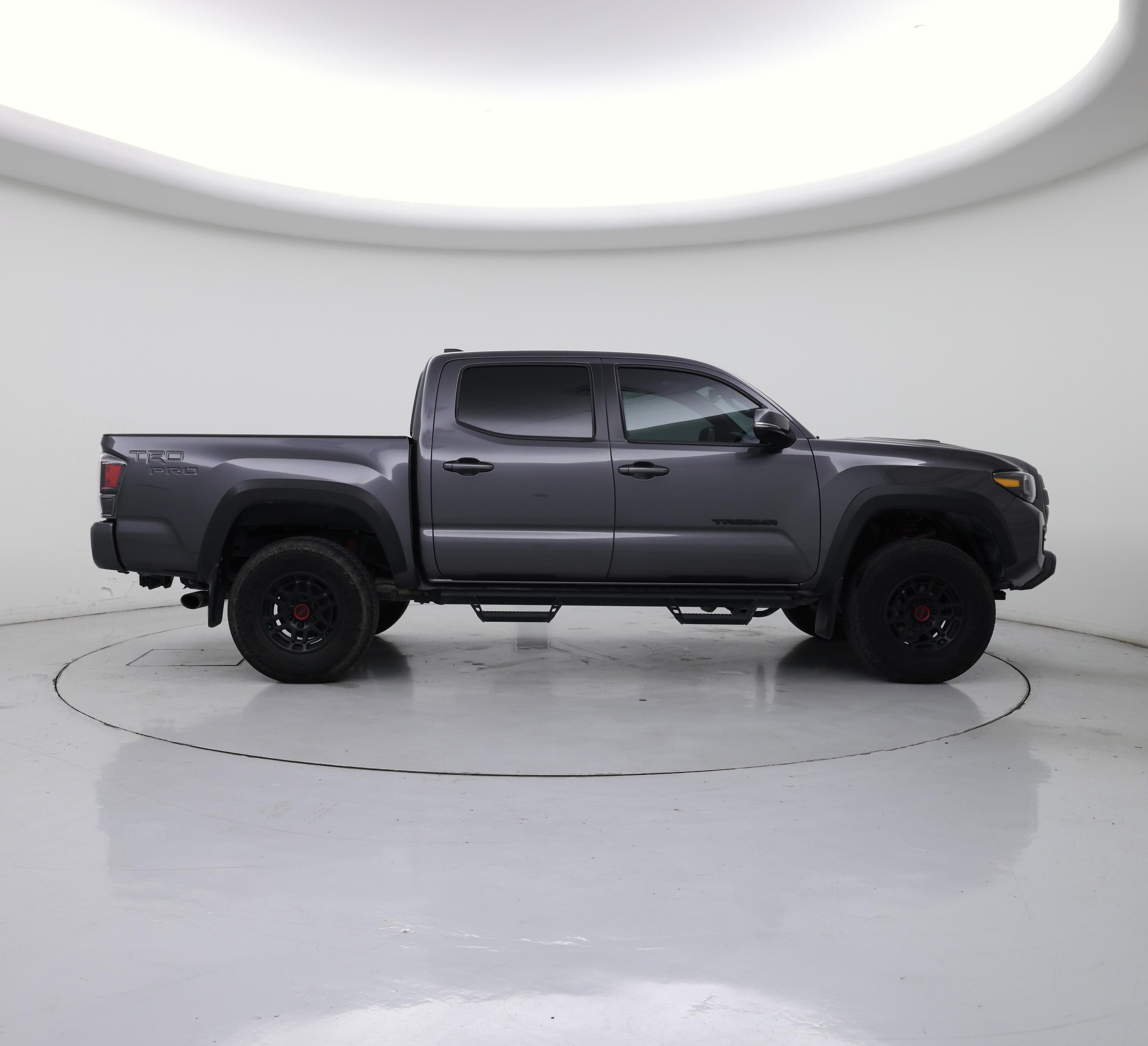 Thumbnail: 2022 Toyota Tacoma - 7