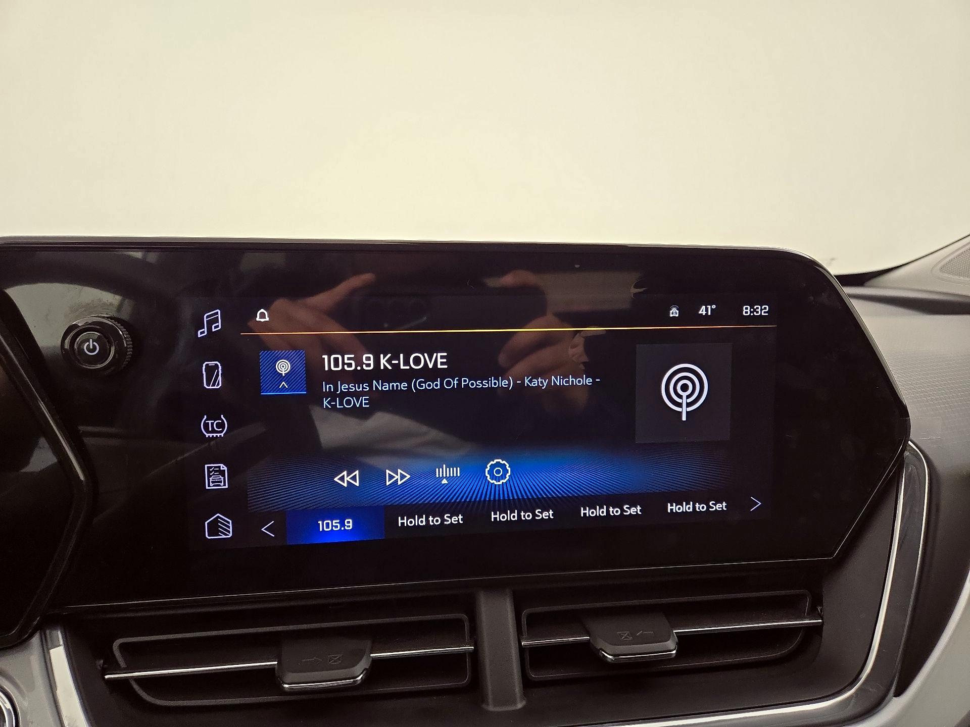 Thumbnail: 2025 Chevrolet Trax - 15