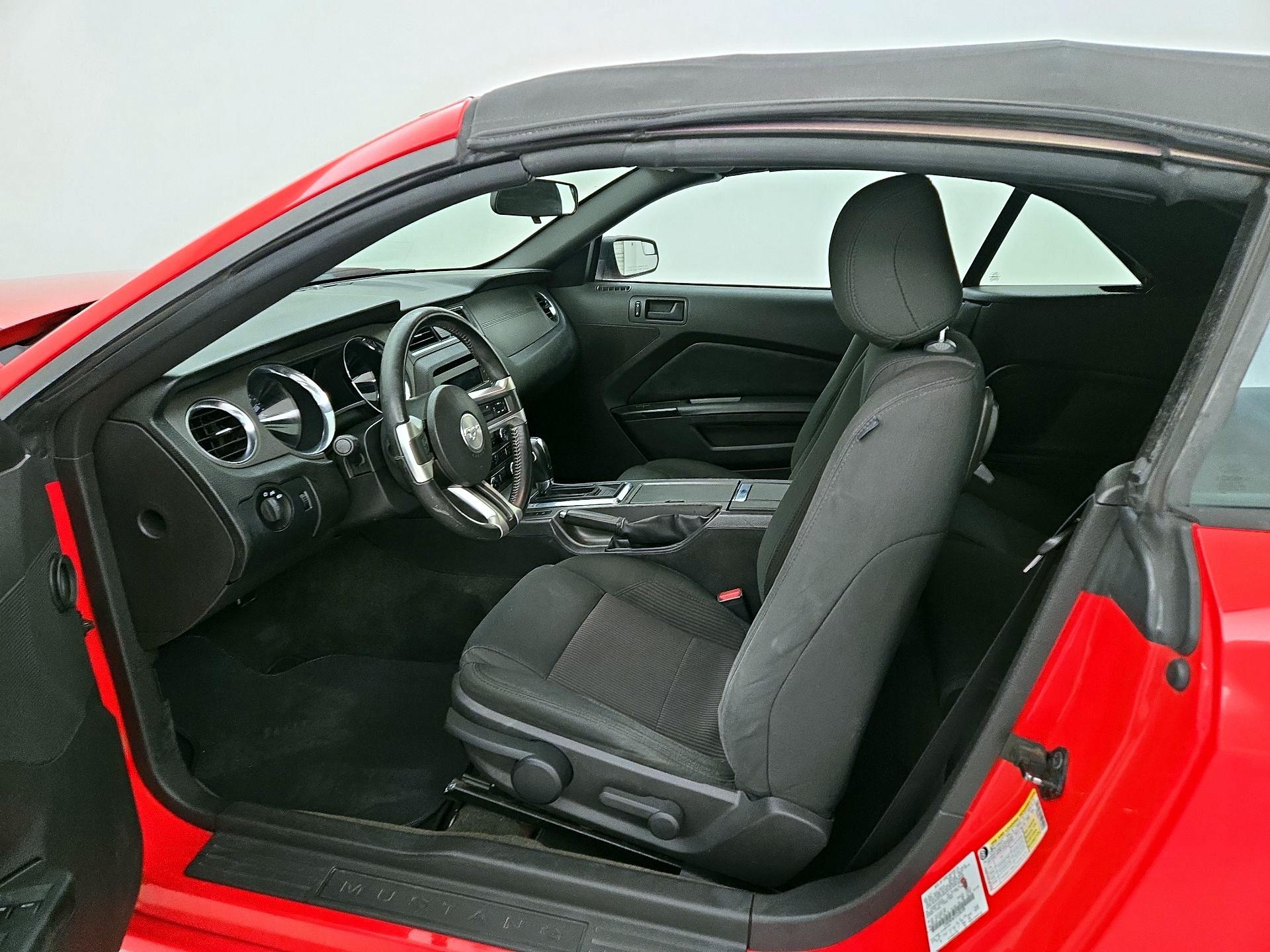 Thumbnail: 2014 Ford Mustang - 11