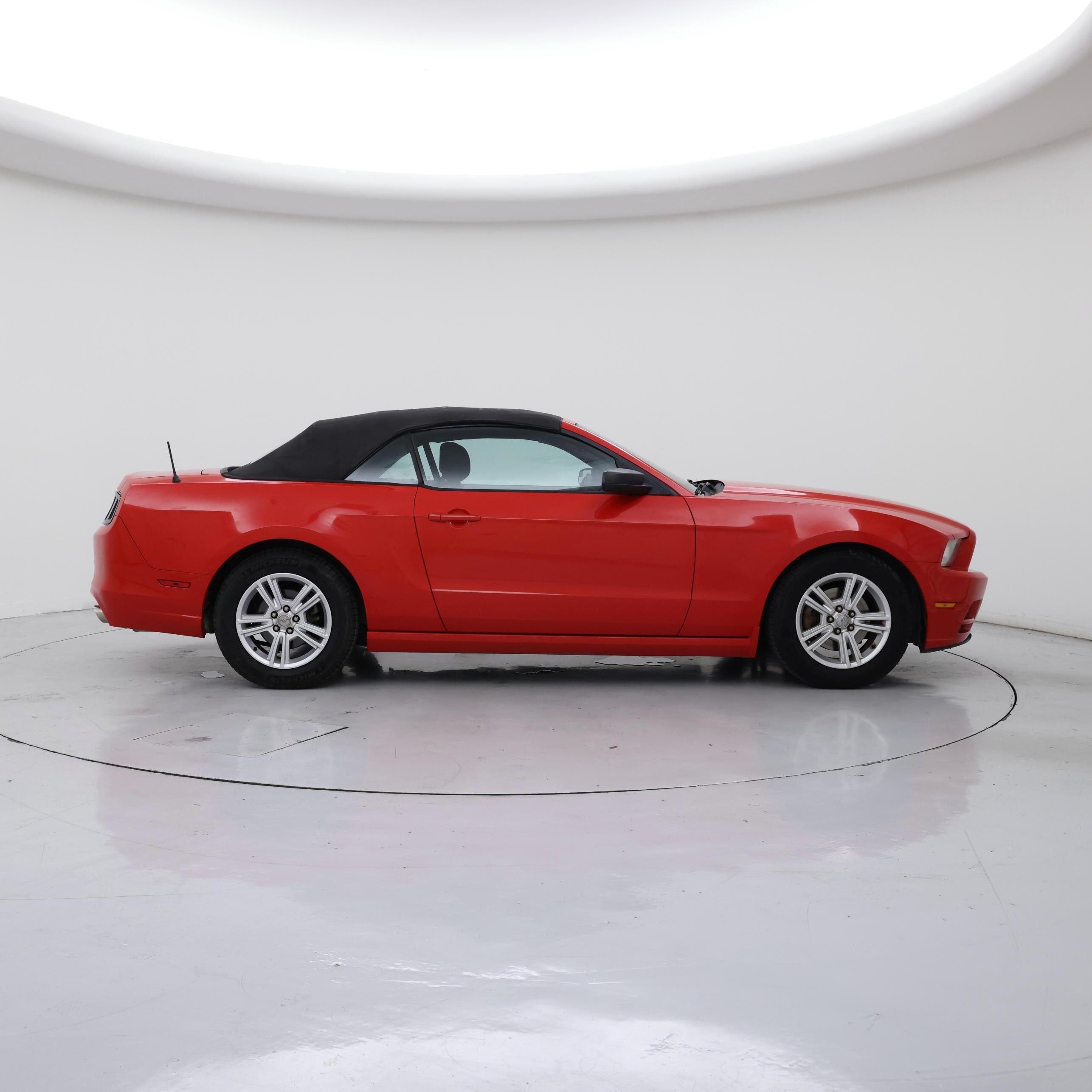 Thumbnail: 2014 Ford Mustang - 7