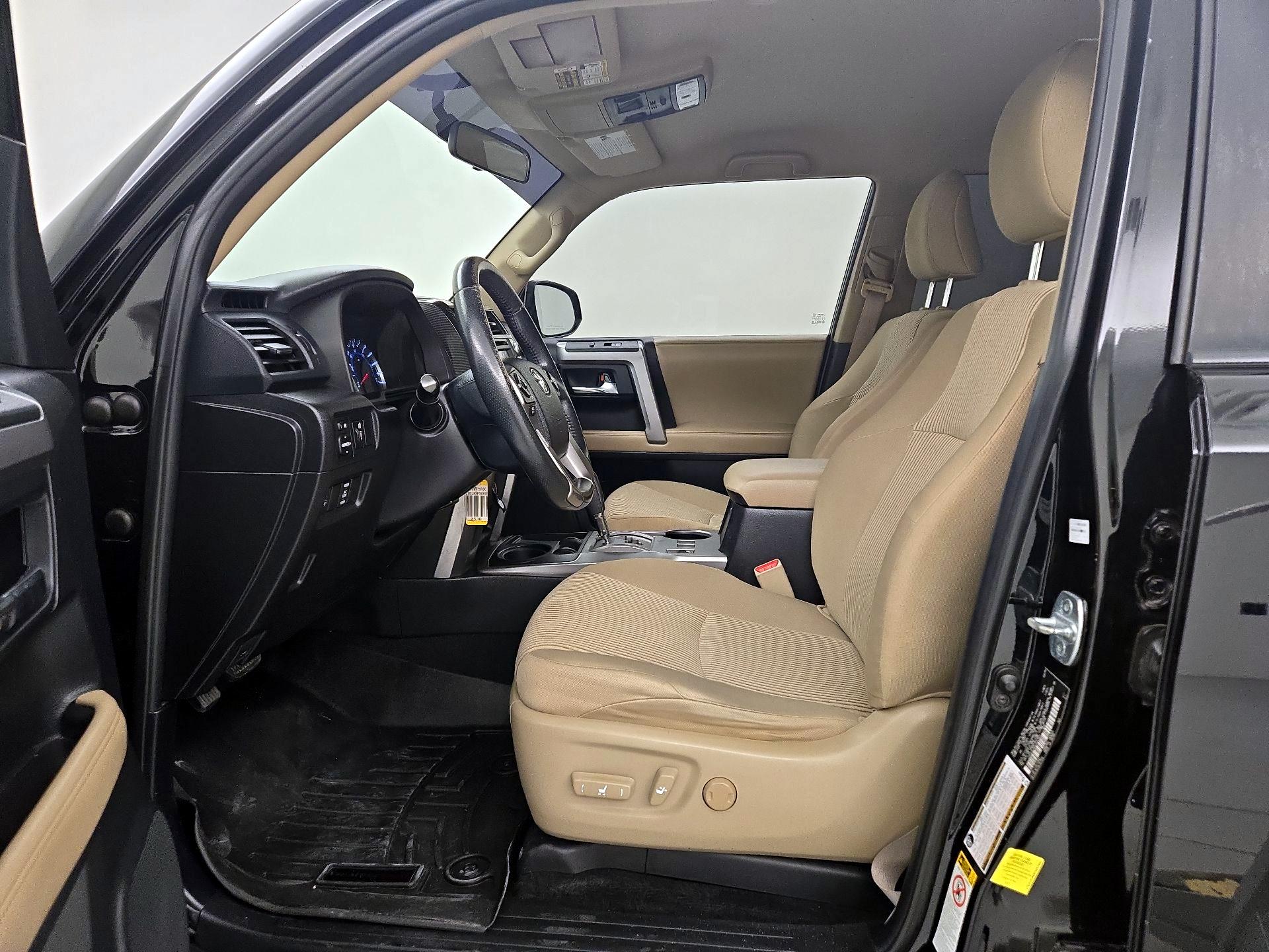 Thumbnail: 2015 Toyota 4Runner - 11