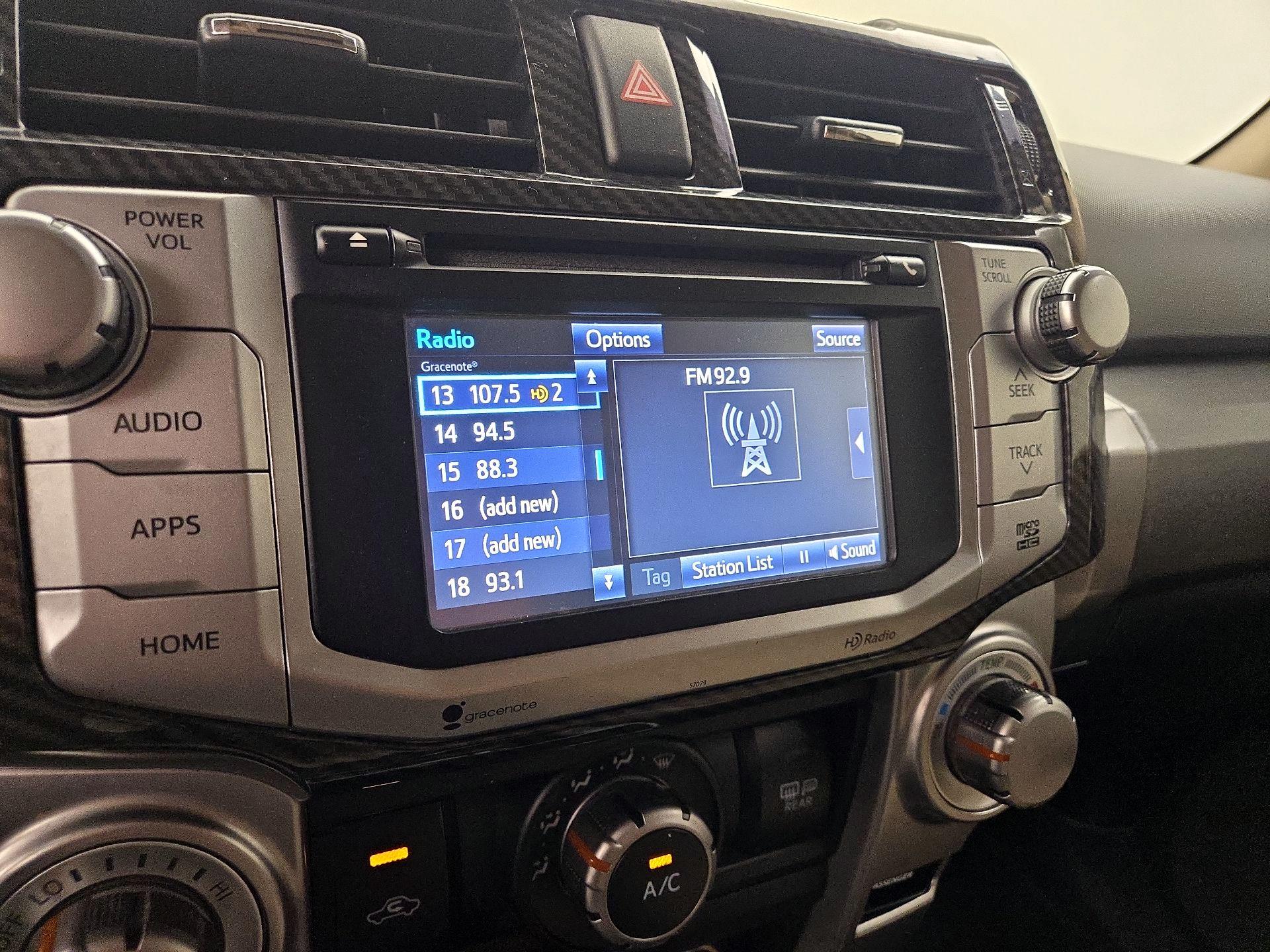 Thumbnail: 2015 Toyota 4Runner - 15