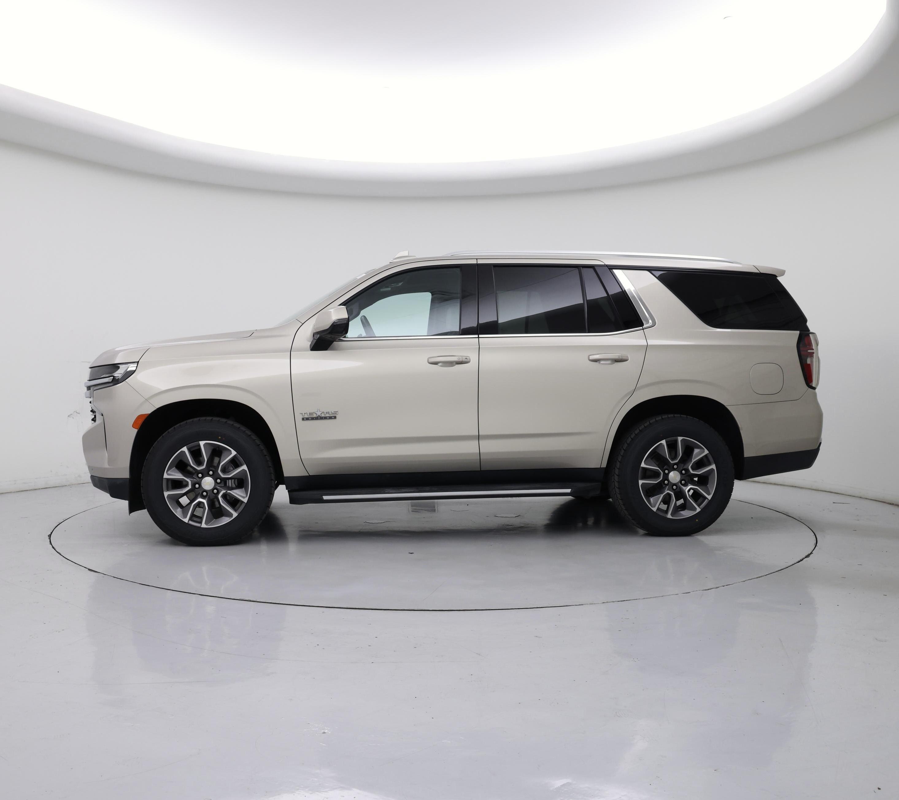 Thumbnail: 2021 Chevrolet Tahoe - 3