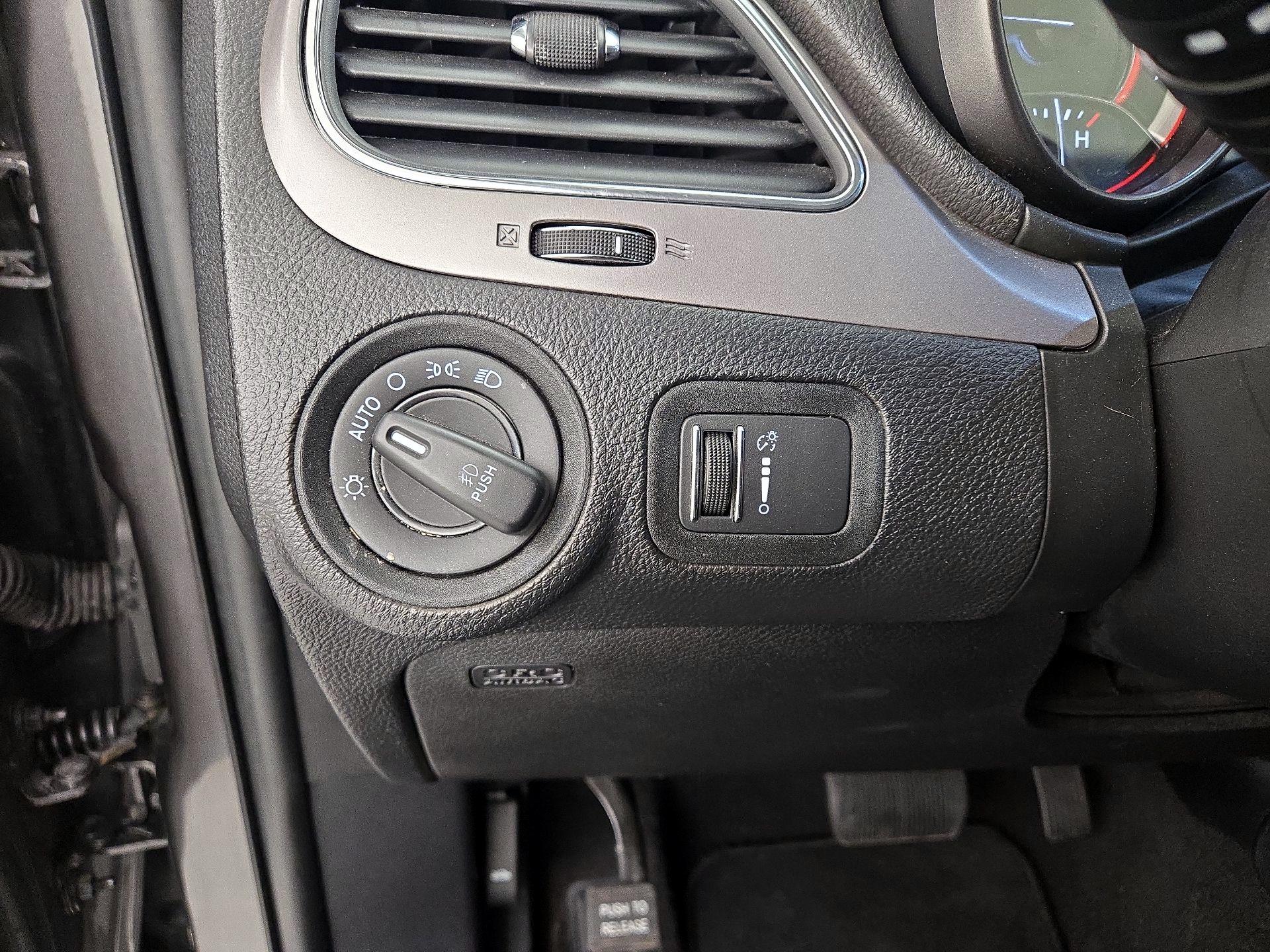 Thumbnail: 2019 Dodge Journey - 13