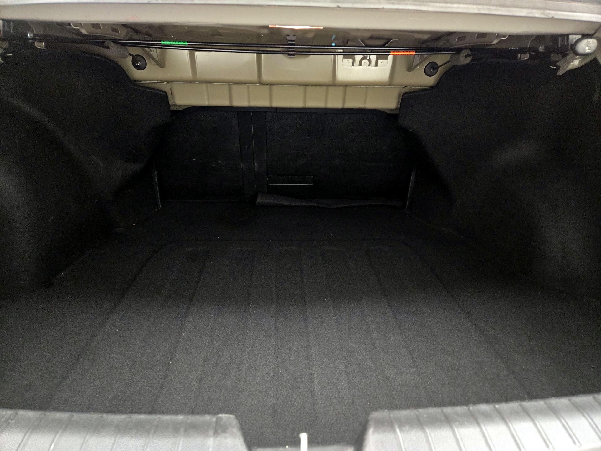 Thumbnail: 2014 Kia Optima - 19