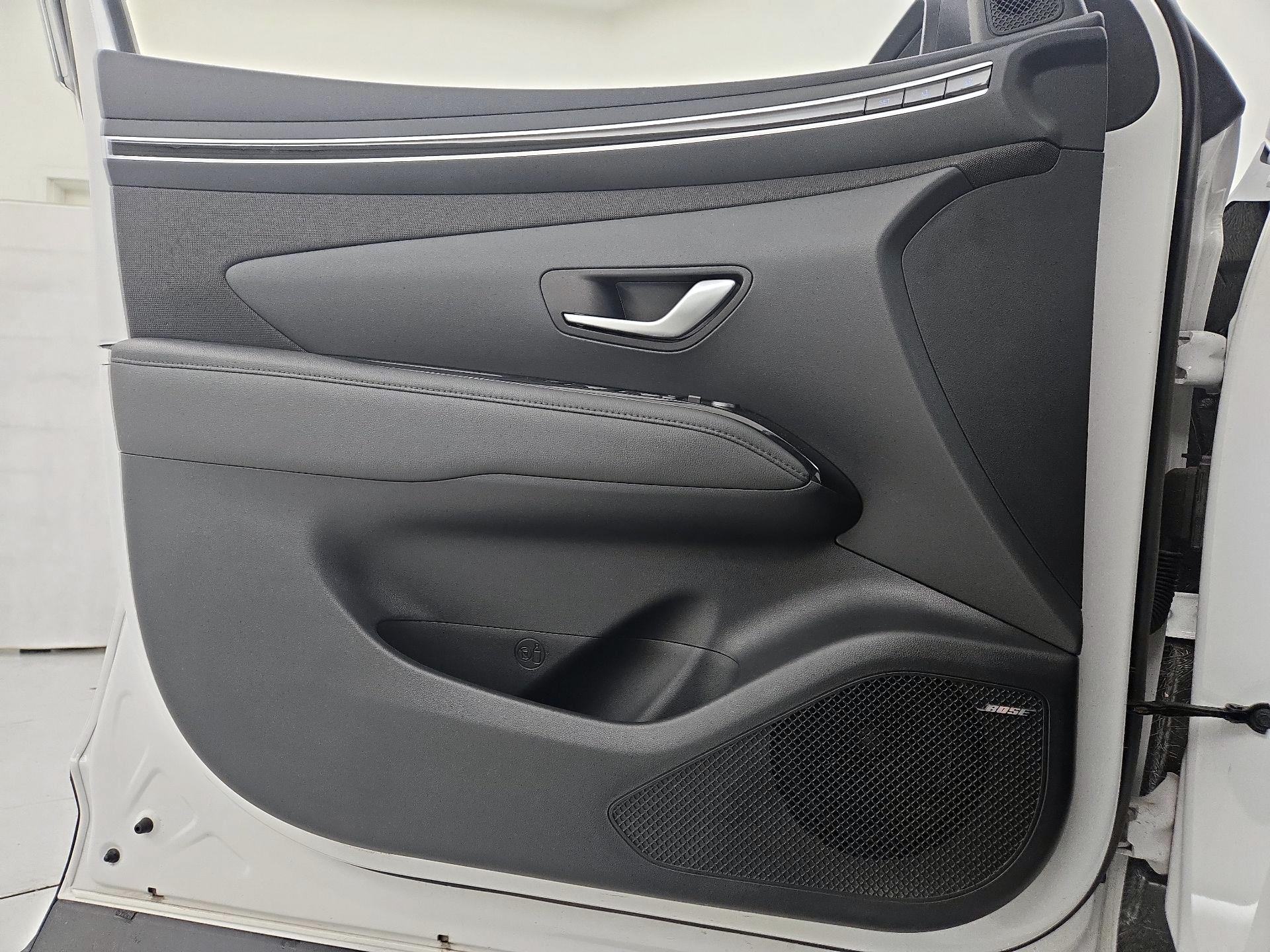 Thumbnail: 2023 Hyundai Tucson - 12