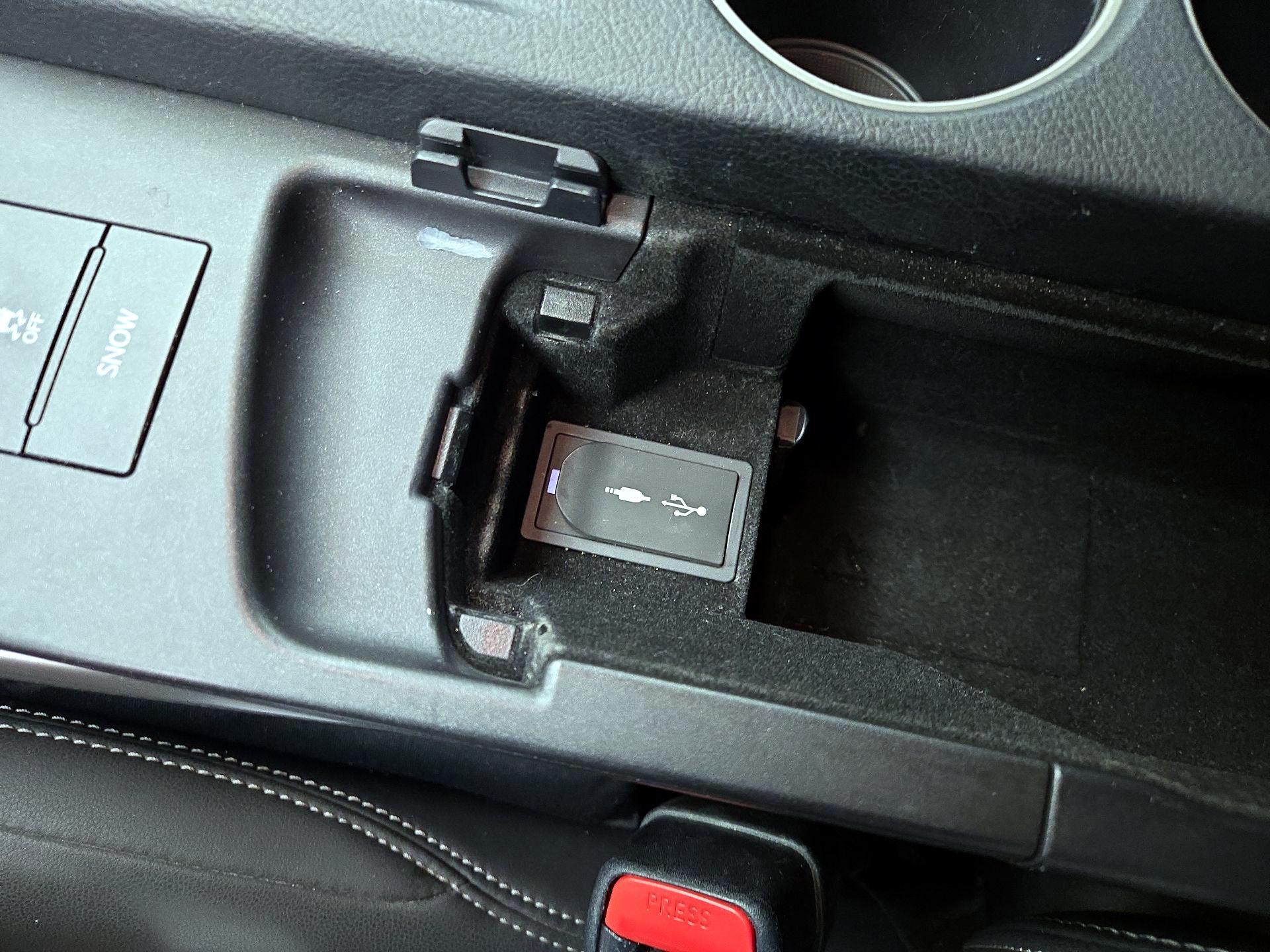 Thumbnail: 2016 Lexus IS - 18