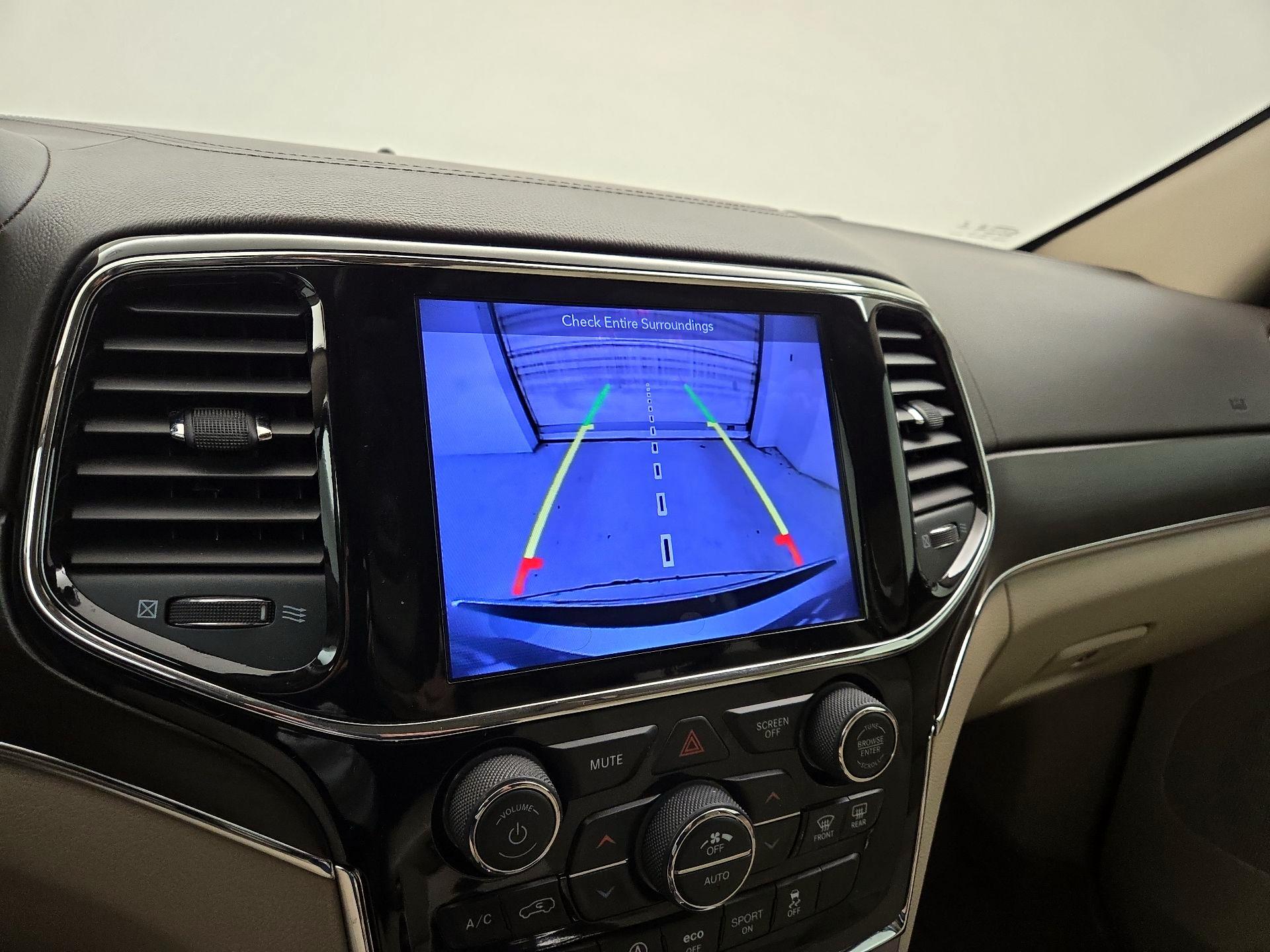 Thumbnail: 2019 Jeep Grand Cherokee - 15