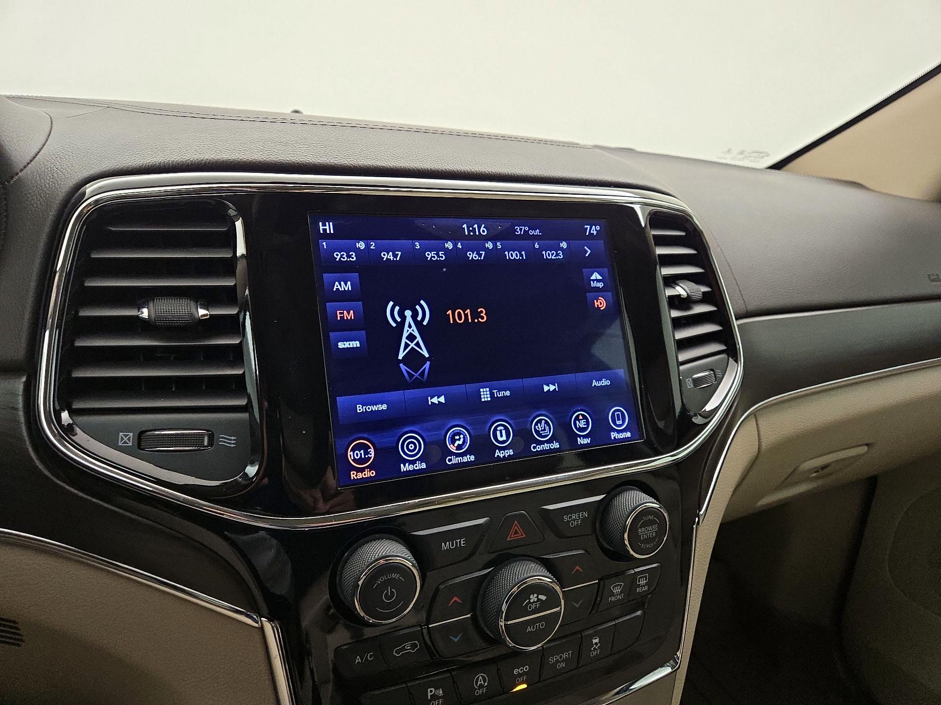 Thumbnail: 2019 Jeep Grand Cherokee - 16