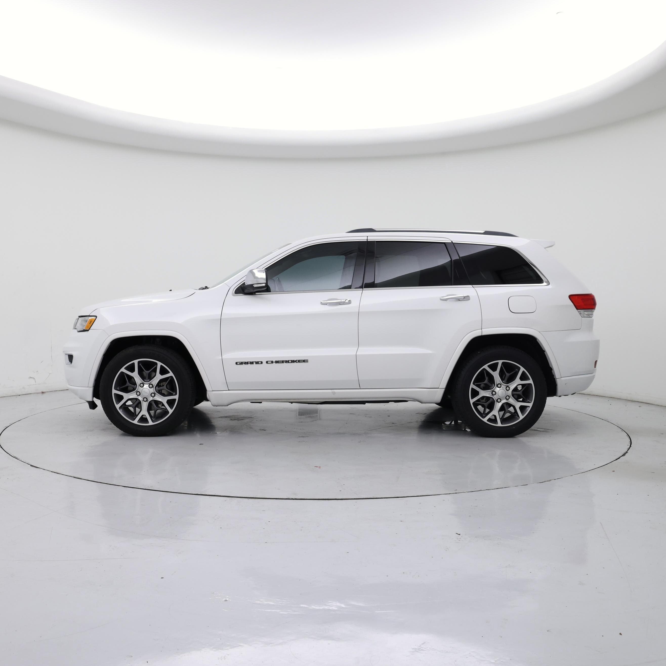 Thumbnail: 2019 Jeep Grand Cherokee - 3