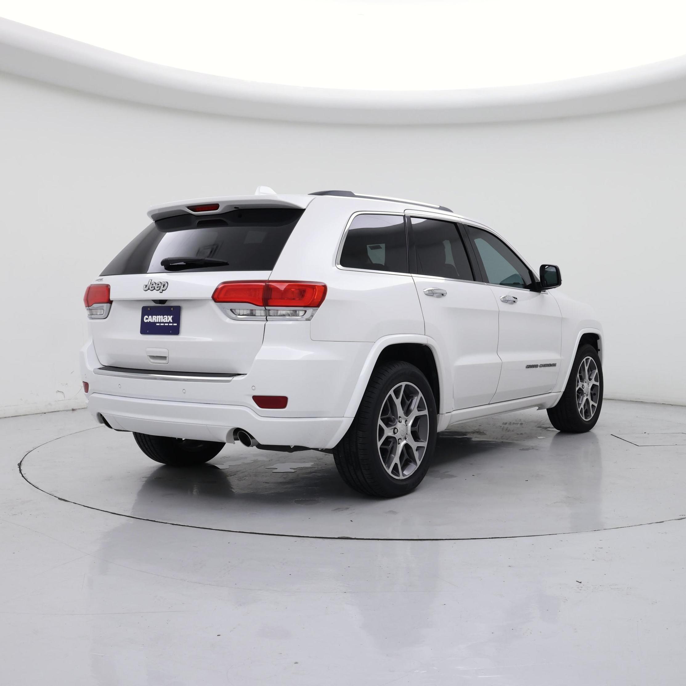 Thumbnail: 2019 Jeep Grand Cherokee - 8