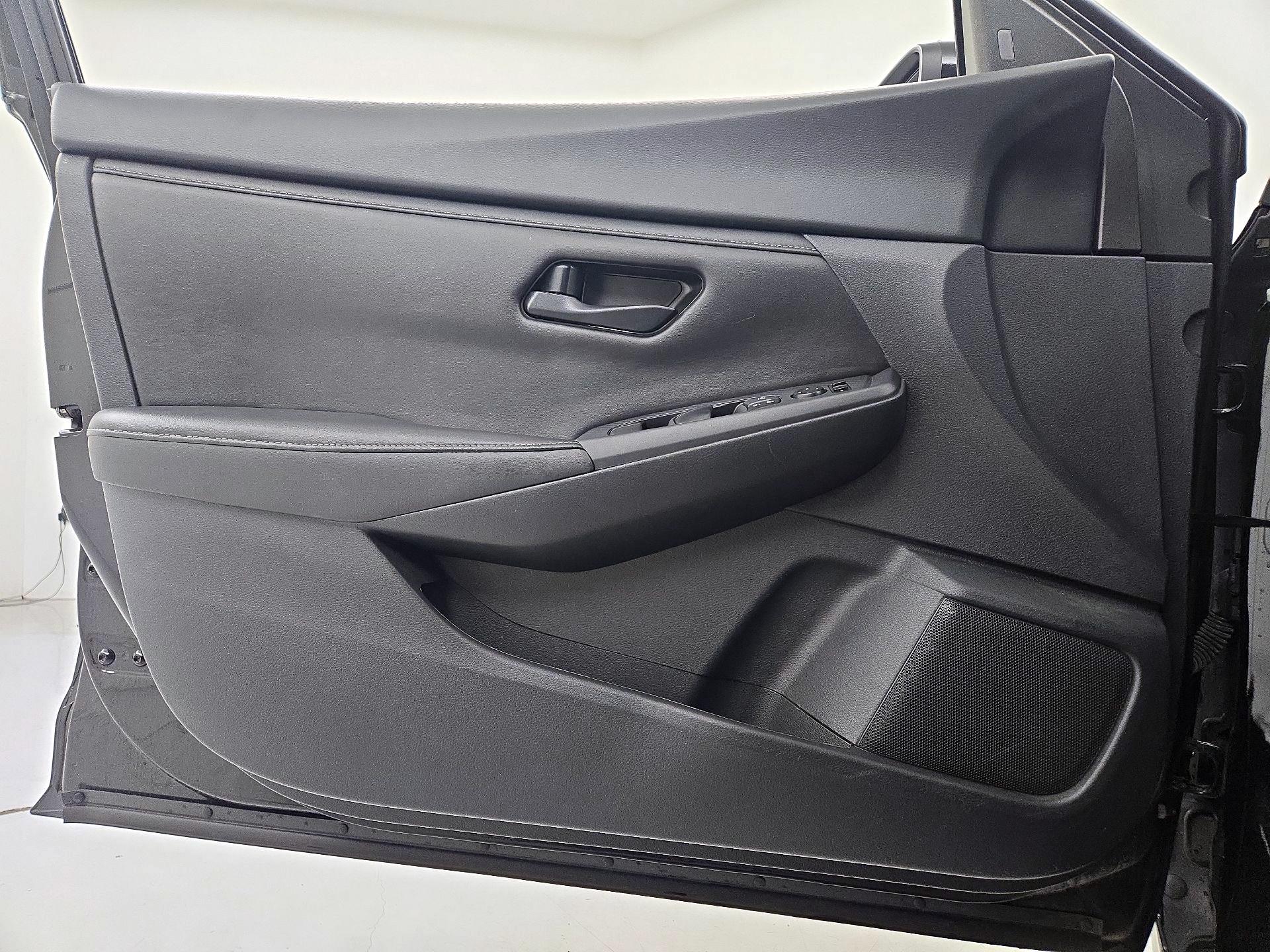 Thumbnail: 2024 Nissan Sentra - 12