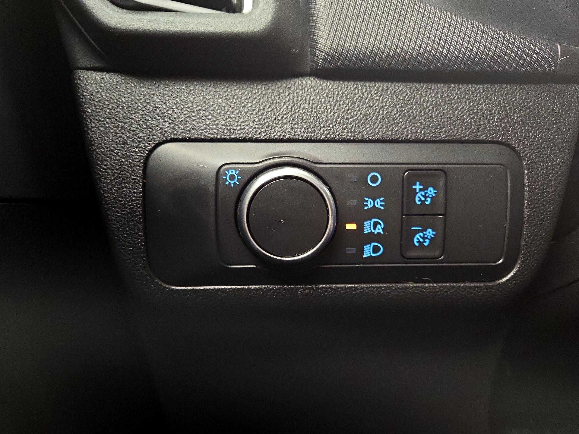 Thumbnail: 2022 Ford Bronco Sport - 13