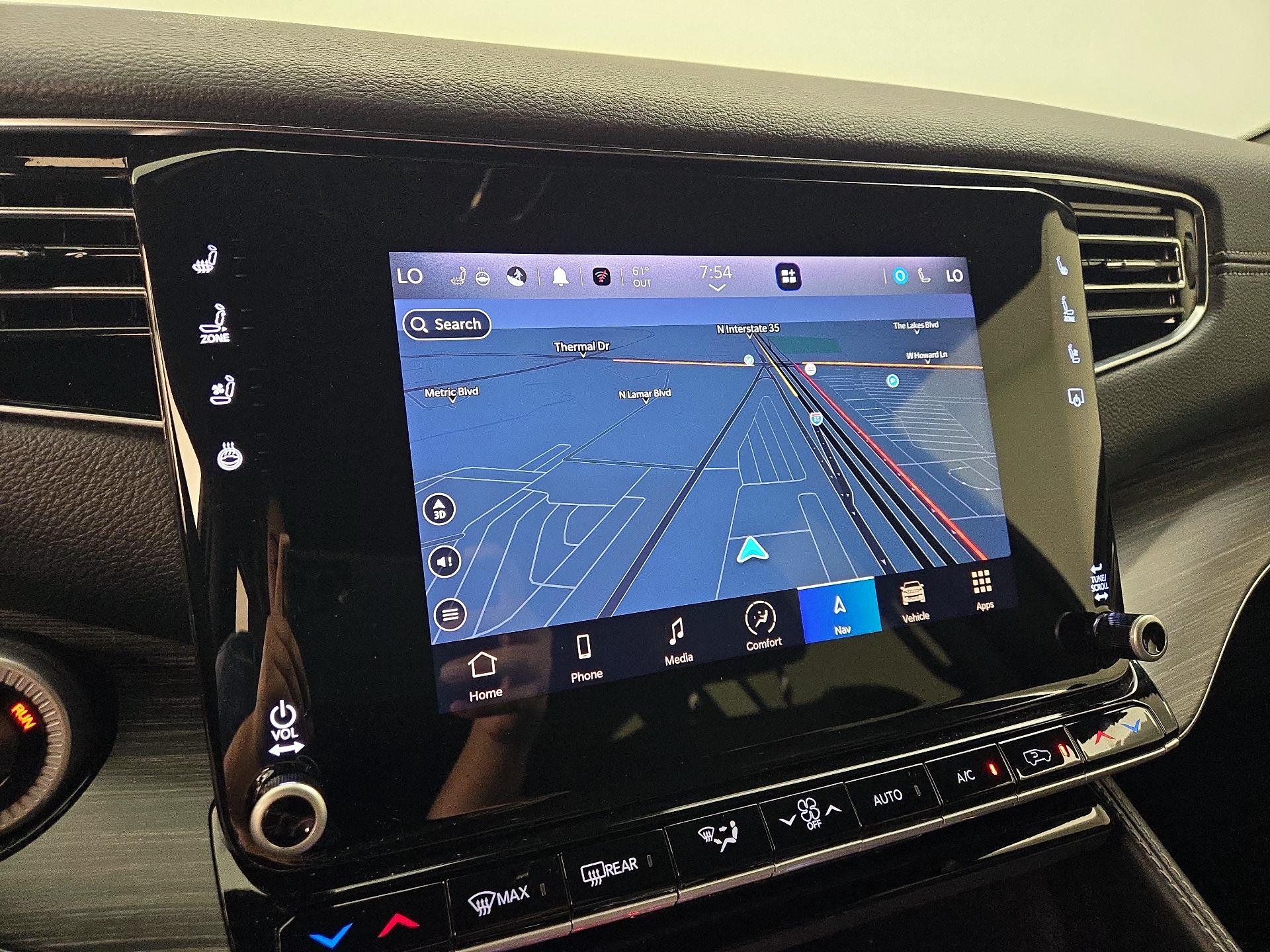 Thumbnail: 2024 Jeep Wagoneer - 14