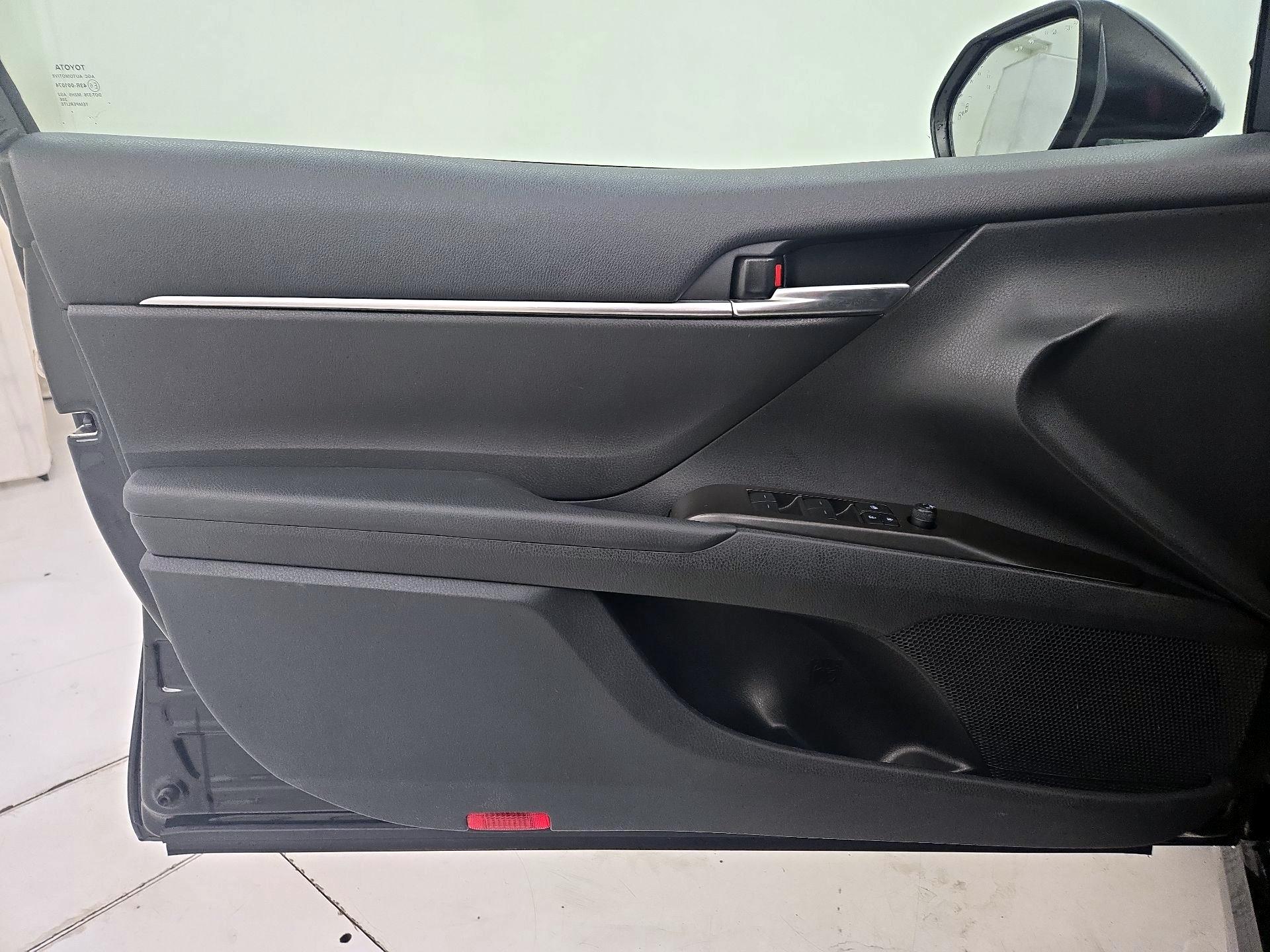 Thumbnail: 2024 Toyota Camry - 12