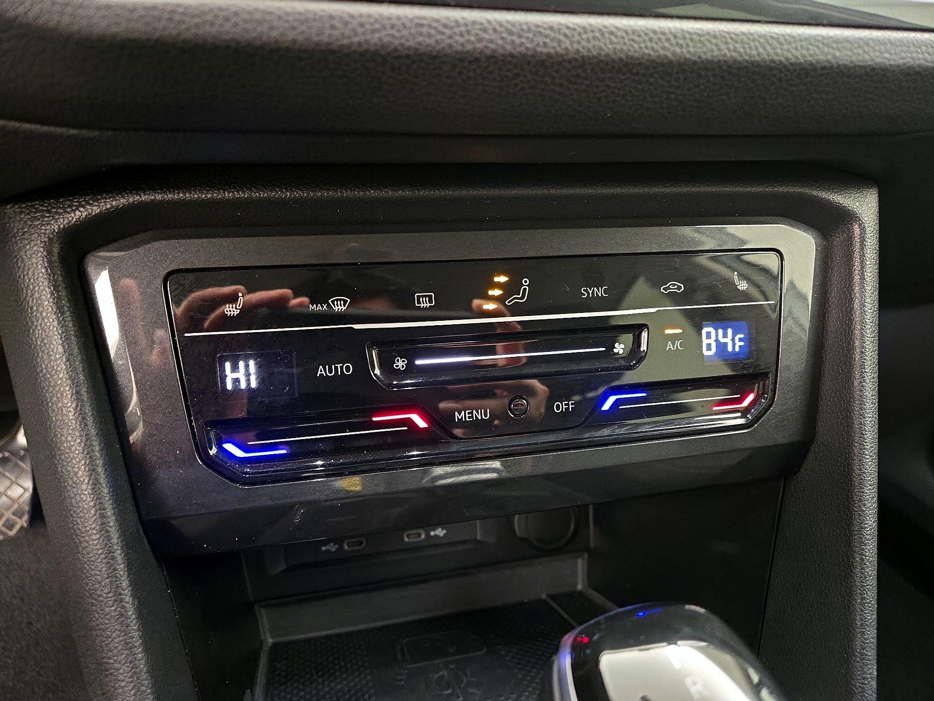 Thumbnail: 2024 Volkswagen Tiguan - 16