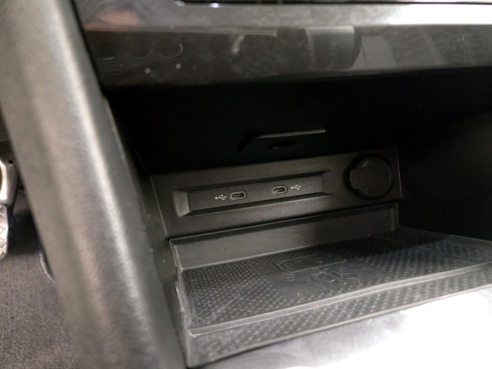 Thumbnail: 2024 Volkswagen Tiguan - 18