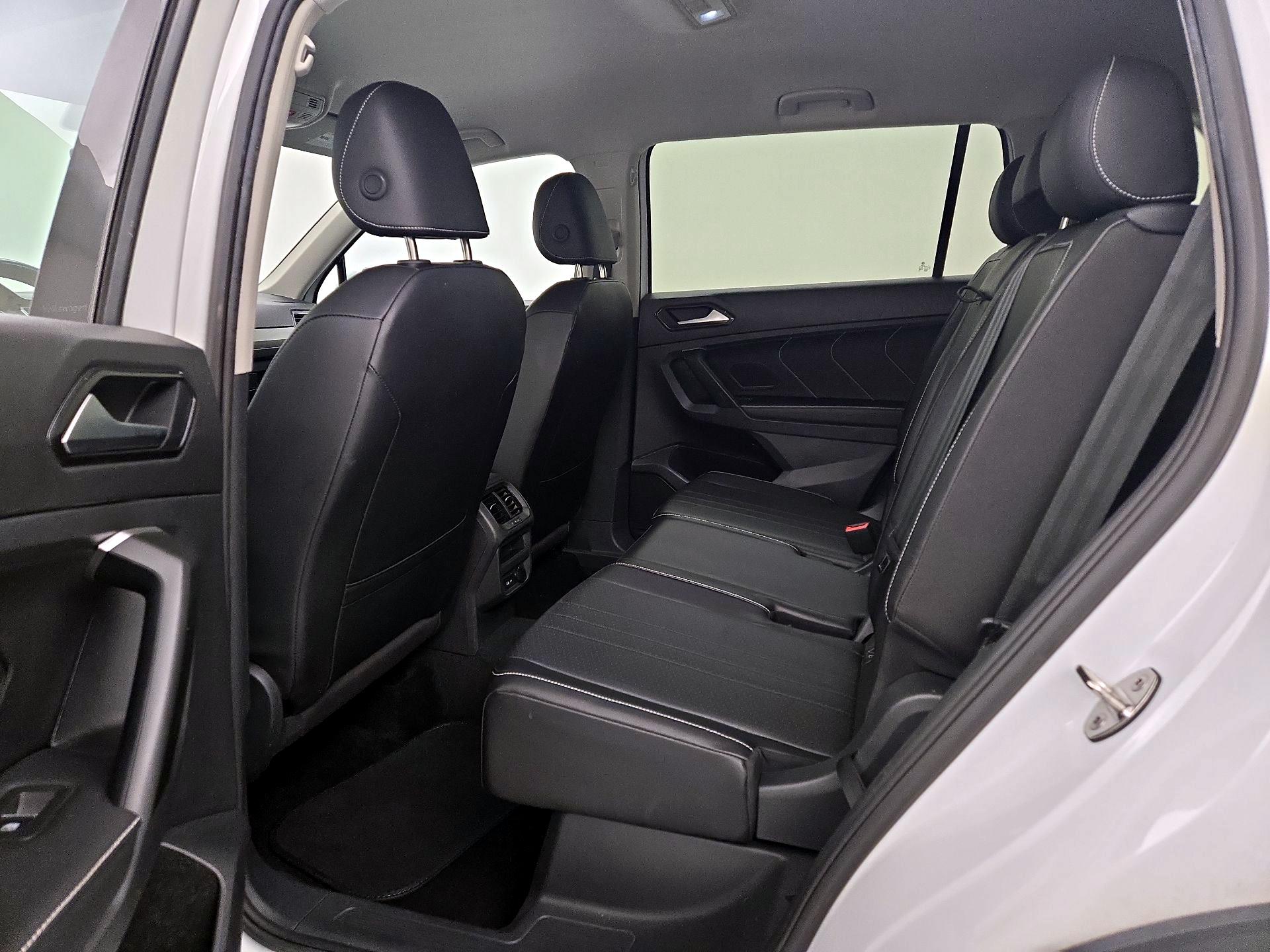 Thumbnail: 2024 Volkswagen Tiguan - 19