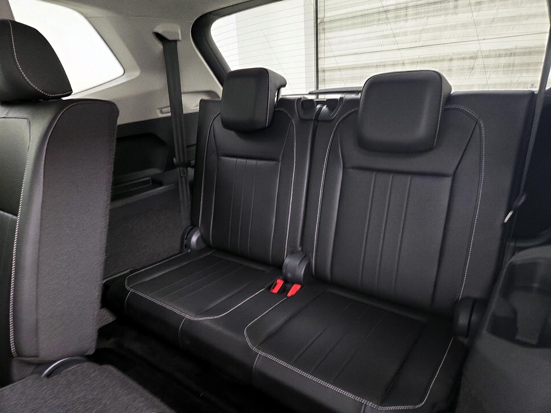 Thumbnail: 2024 Volkswagen Tiguan - 20