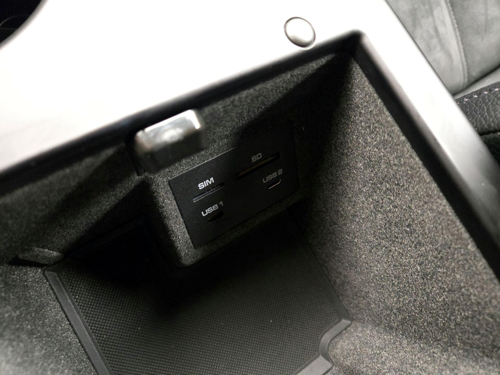 Thumbnail: 2021 Porsche Macan - 19