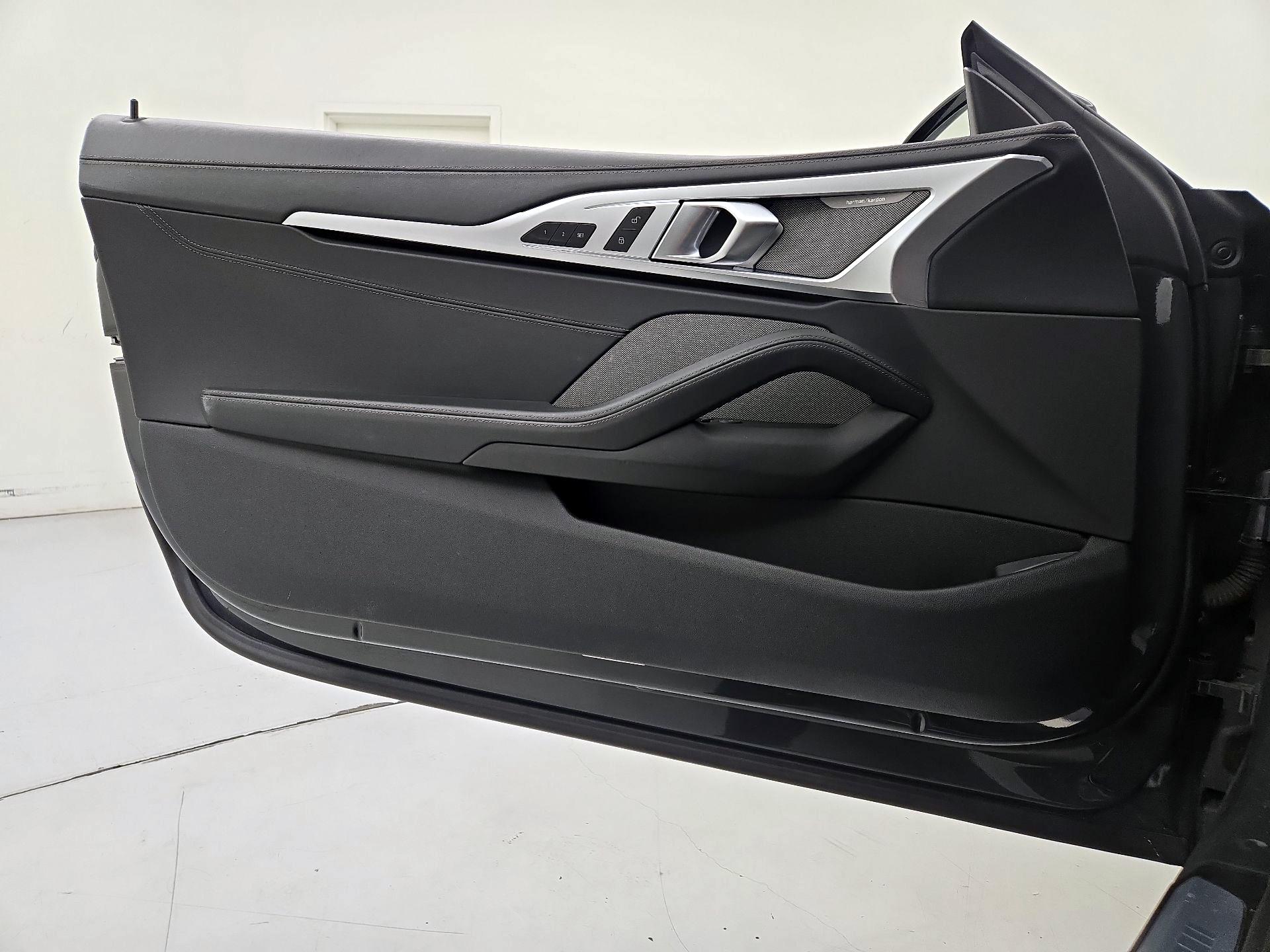 Thumbnail: 2022 BMW 8 Series - 12