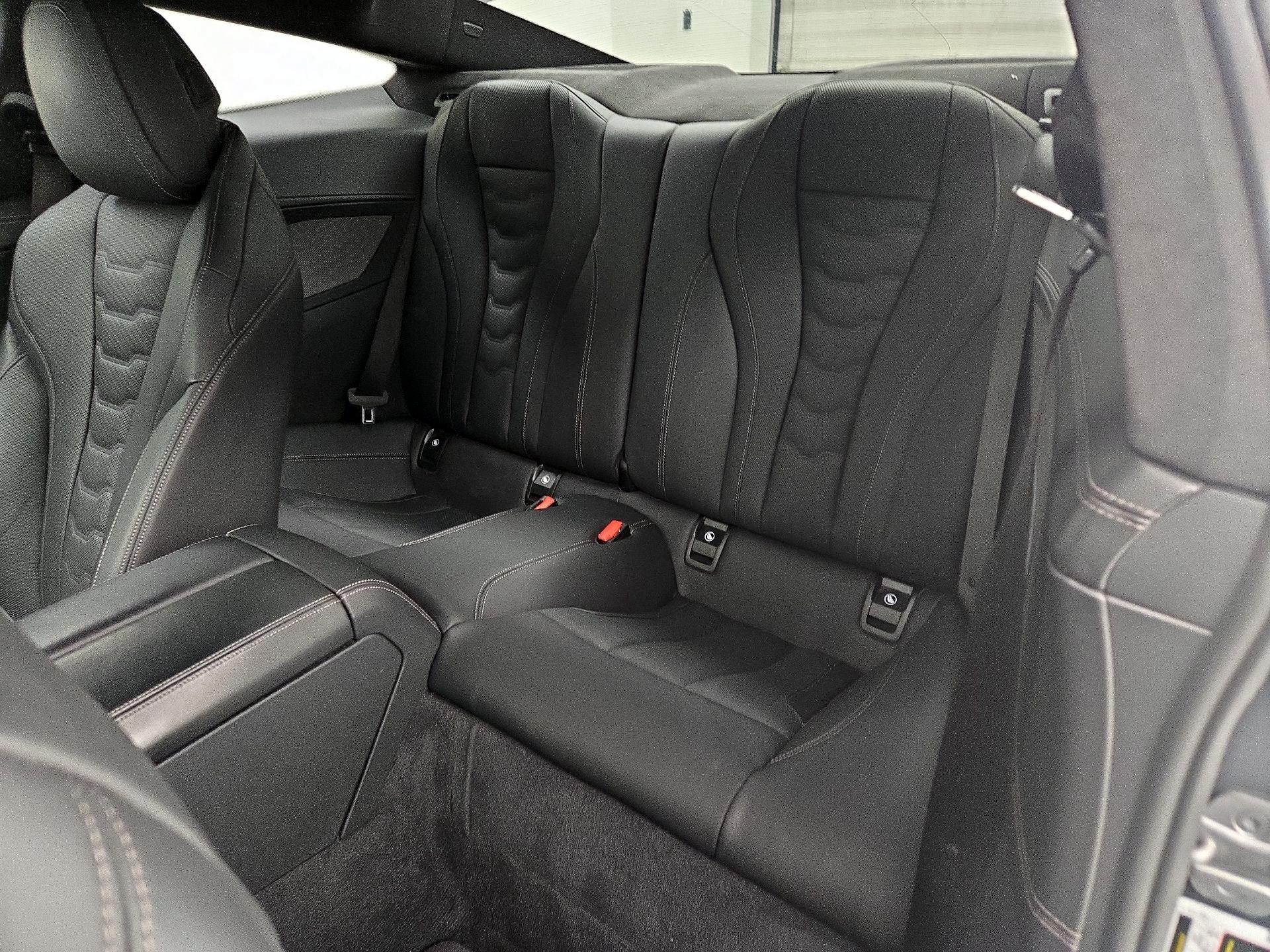 Thumbnail: 2022 BMW 8 Series - 20