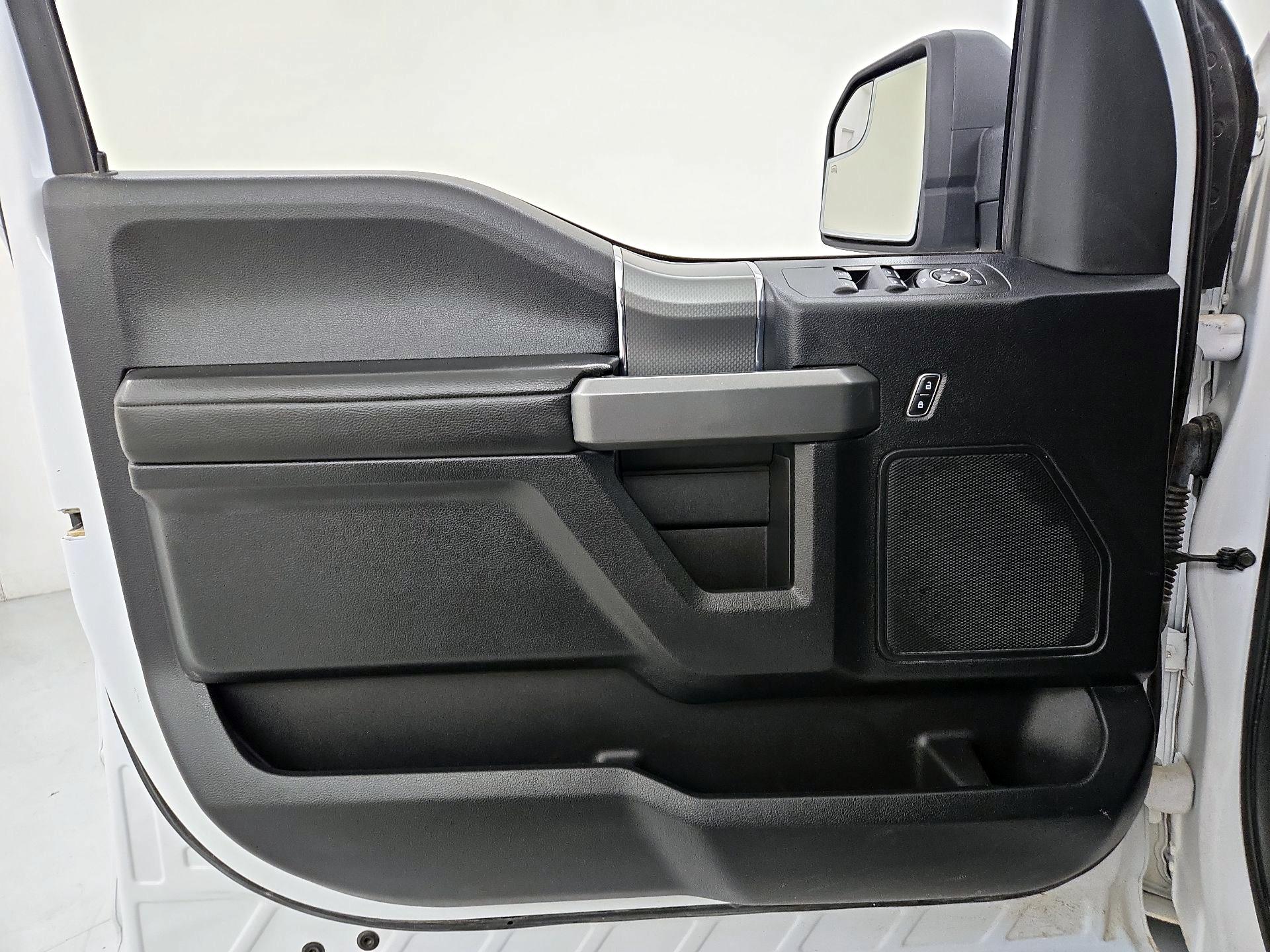 Thumbnail: 2016 Ford F-150 - 12