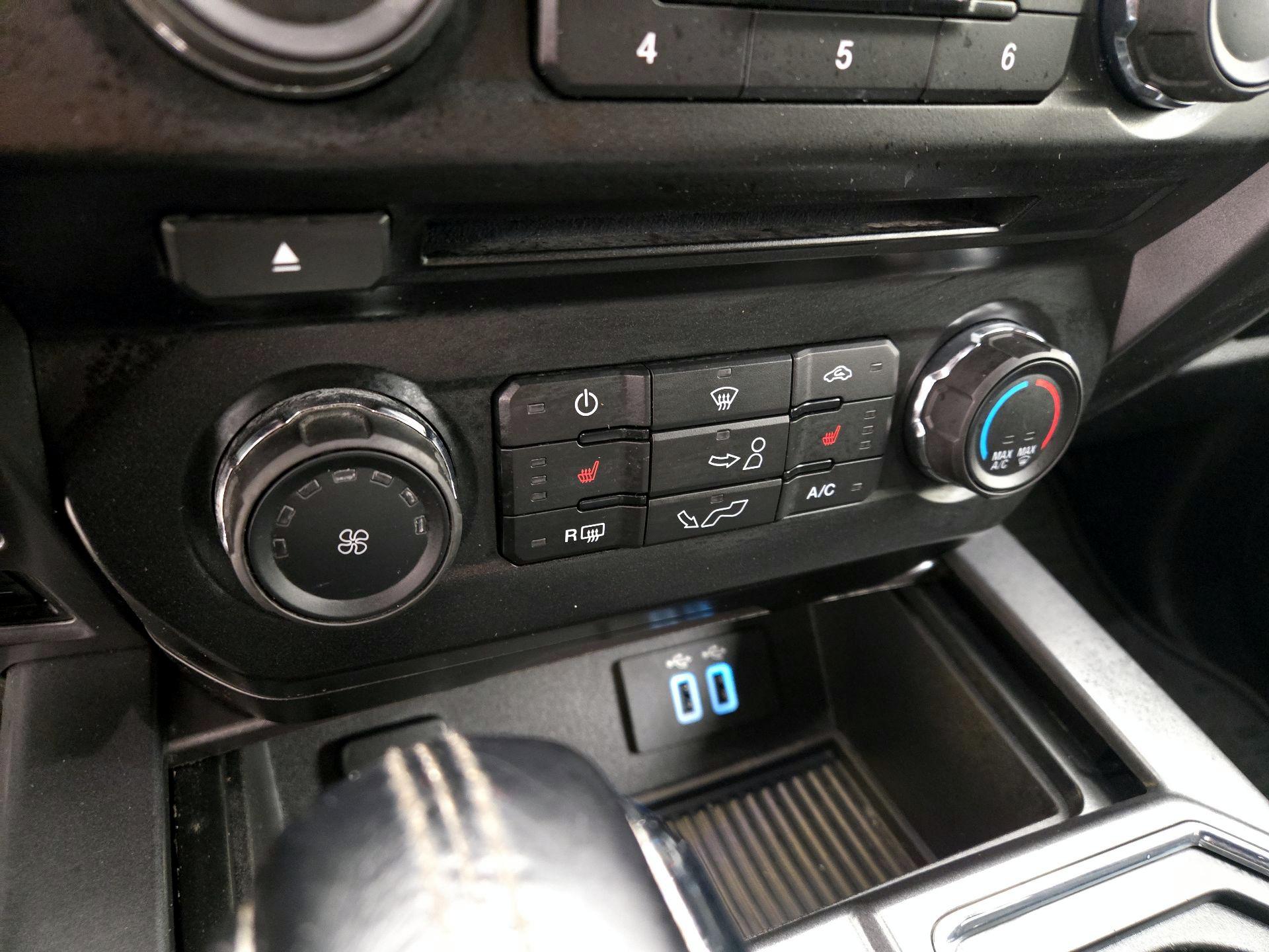 Thumbnail: 2016 Ford F-150 - 16