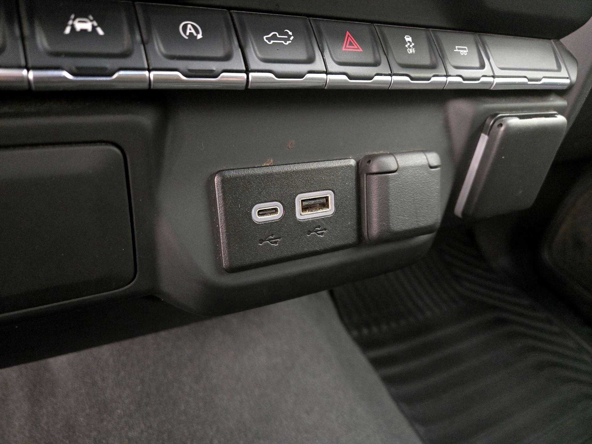 Thumbnail: 2024 Chevrolet Silverado 1500 - 19