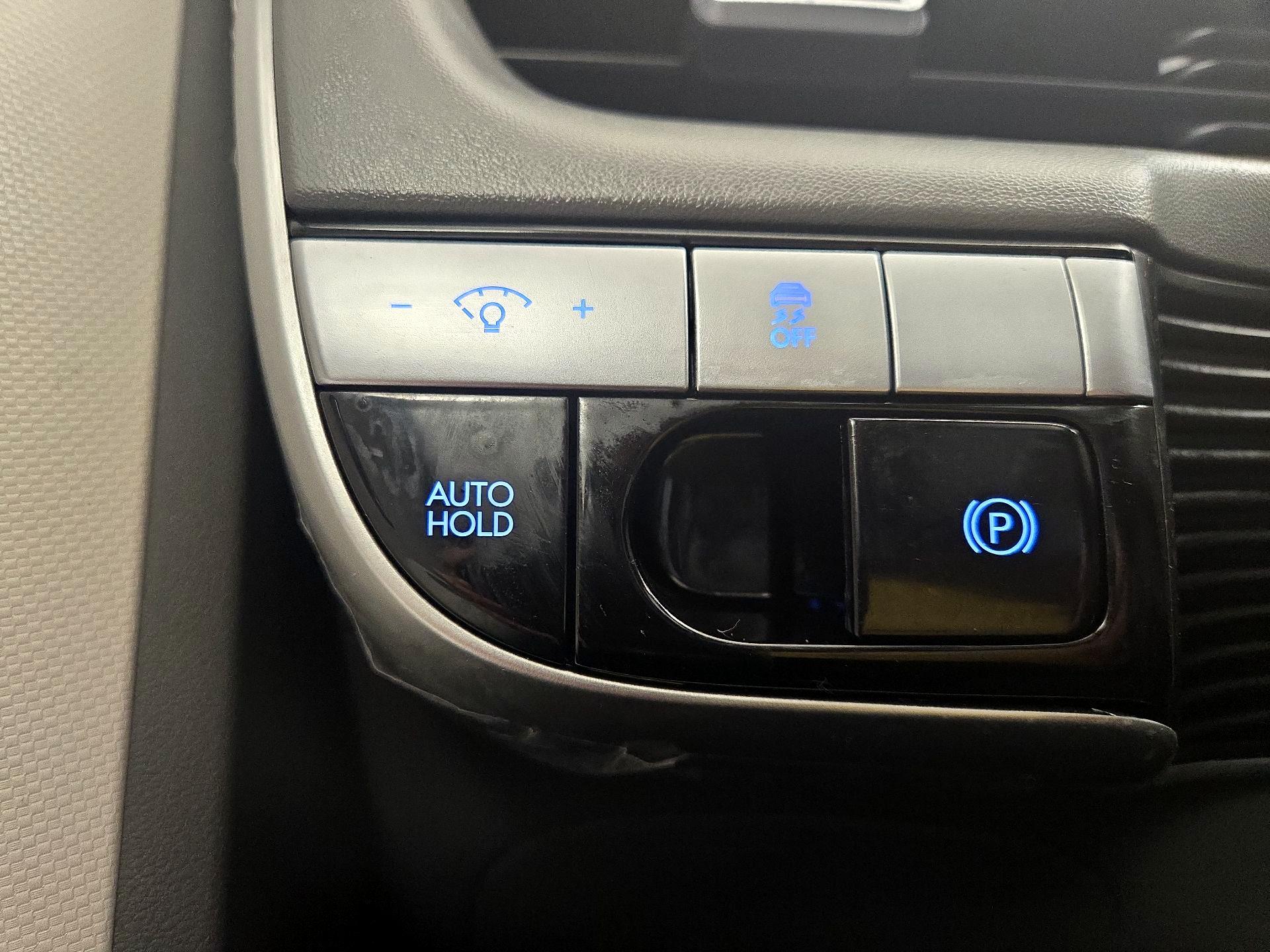 Thumbnail: 2023 Hyundai Ioniq 5 - 13