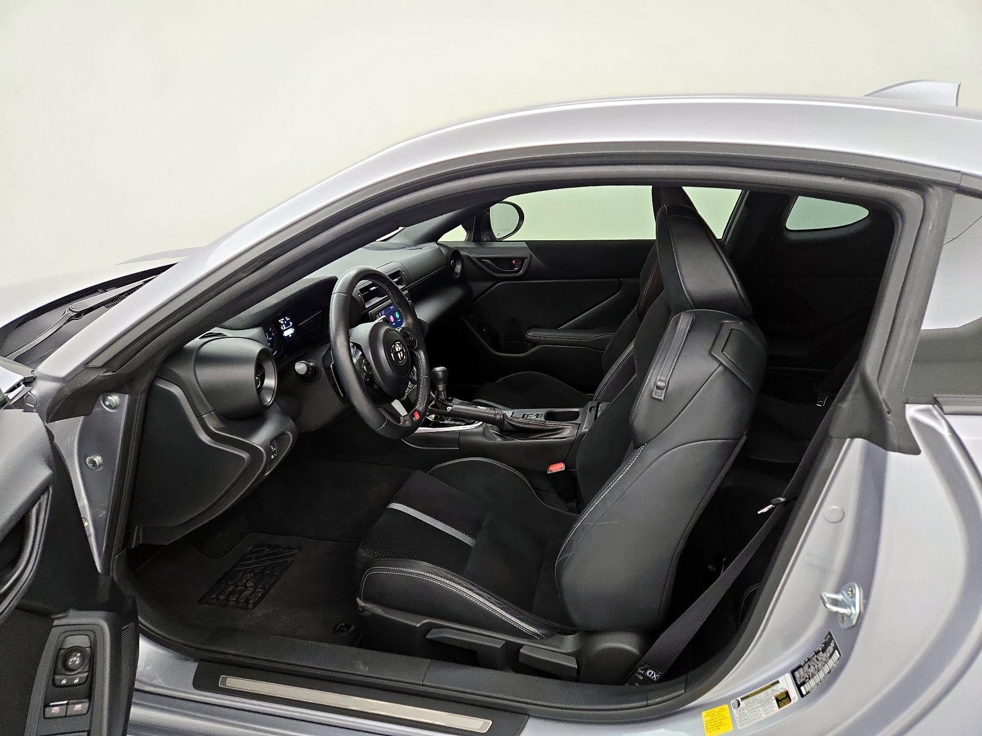 Thumbnail: 2022 Toyota GR86 - 11