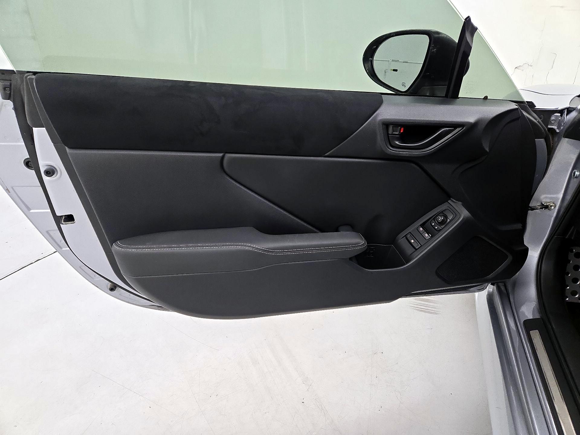 Thumbnail: 2022 Toyota GR86 - 12