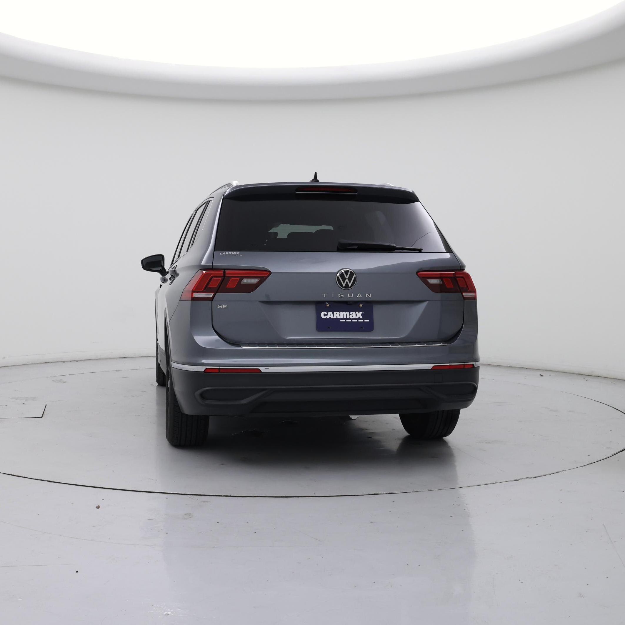 Thumbnail: 2022 Volkswagen Tiguan - 6