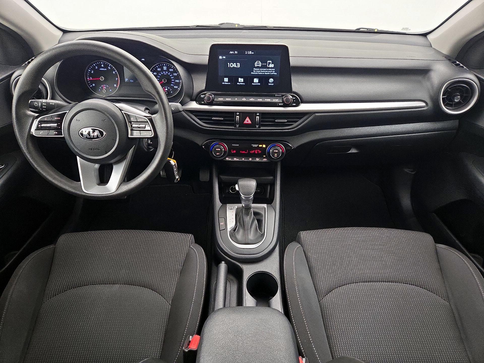 Thumbnail: 2019 Kia Forte - 9