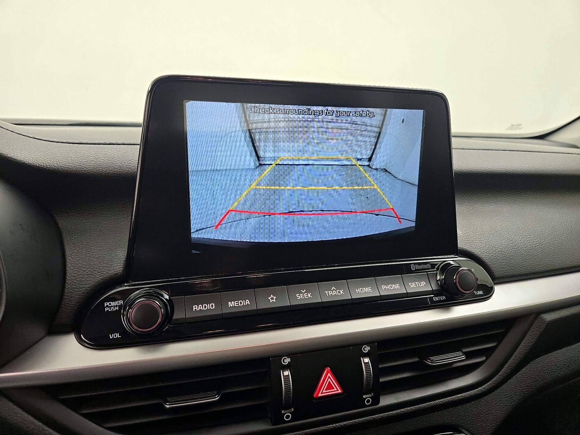 Thumbnail: 2019 Kia Forte - 14