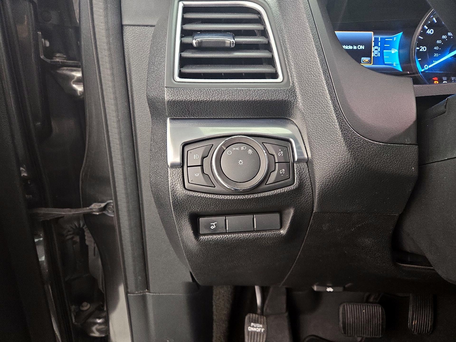 Thumbnail: 2018 Ford Explorer - 13