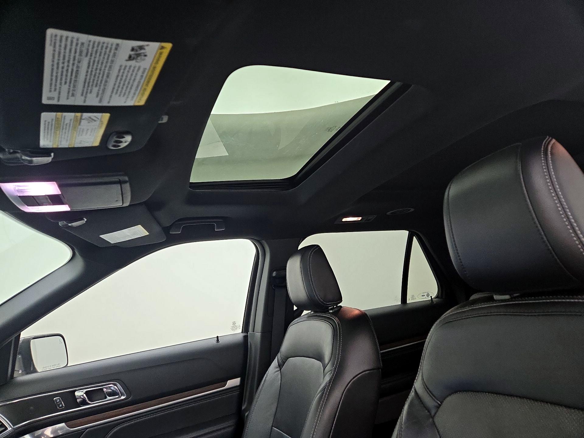 Thumbnail: 2018 Ford Explorer - 20