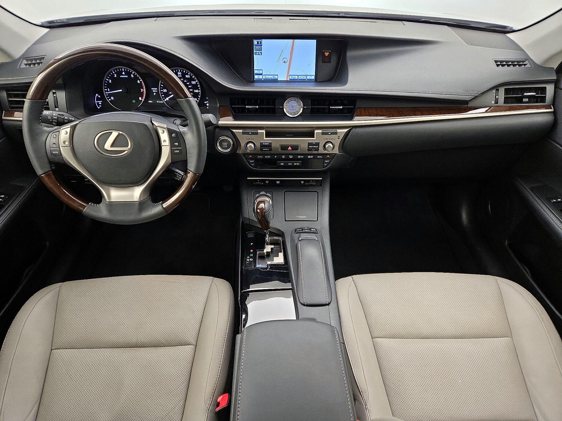 Thumbnail: 2014 Lexus ES - 9