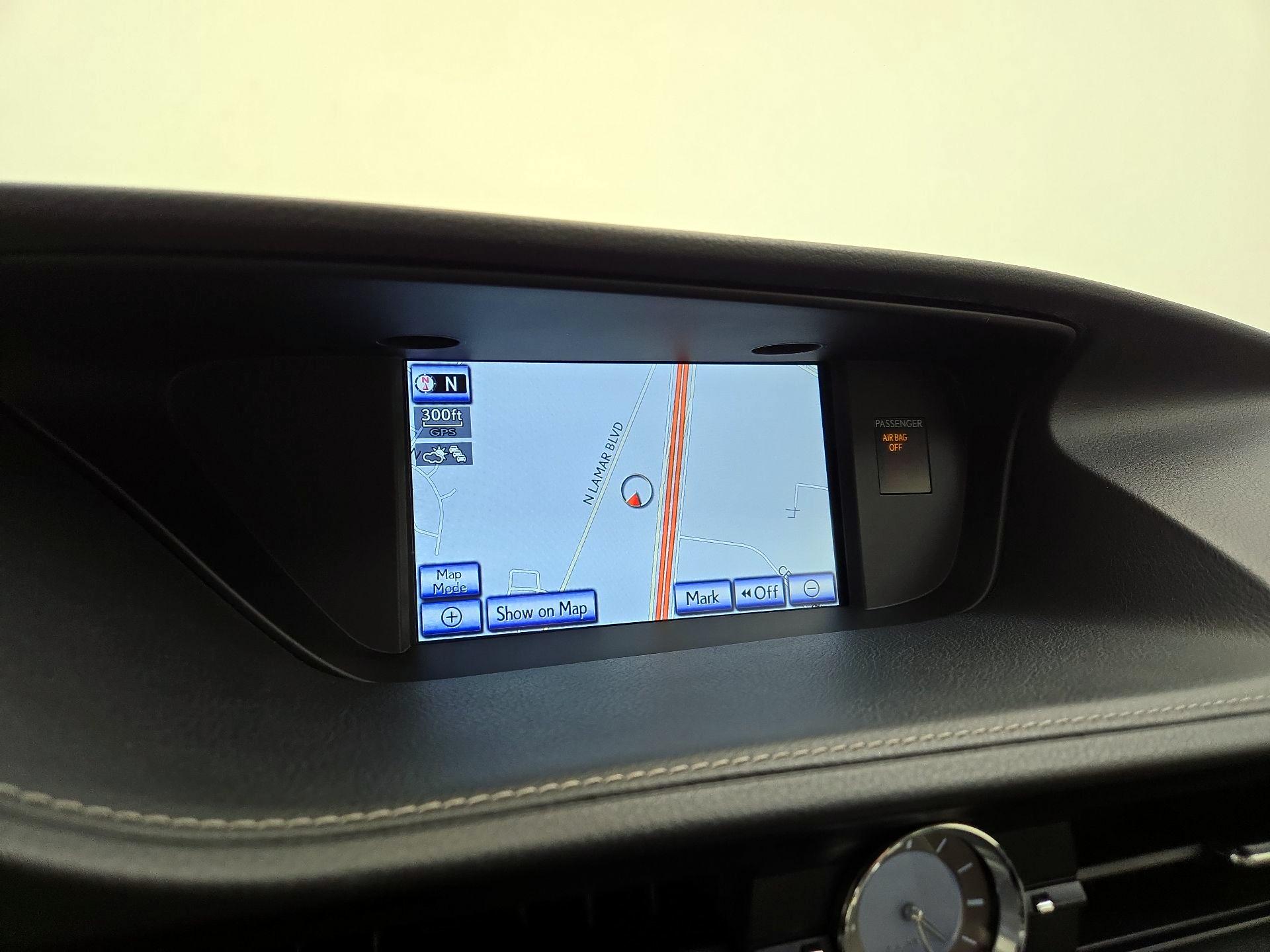 Thumbnail: 2014 Lexus ES - 14