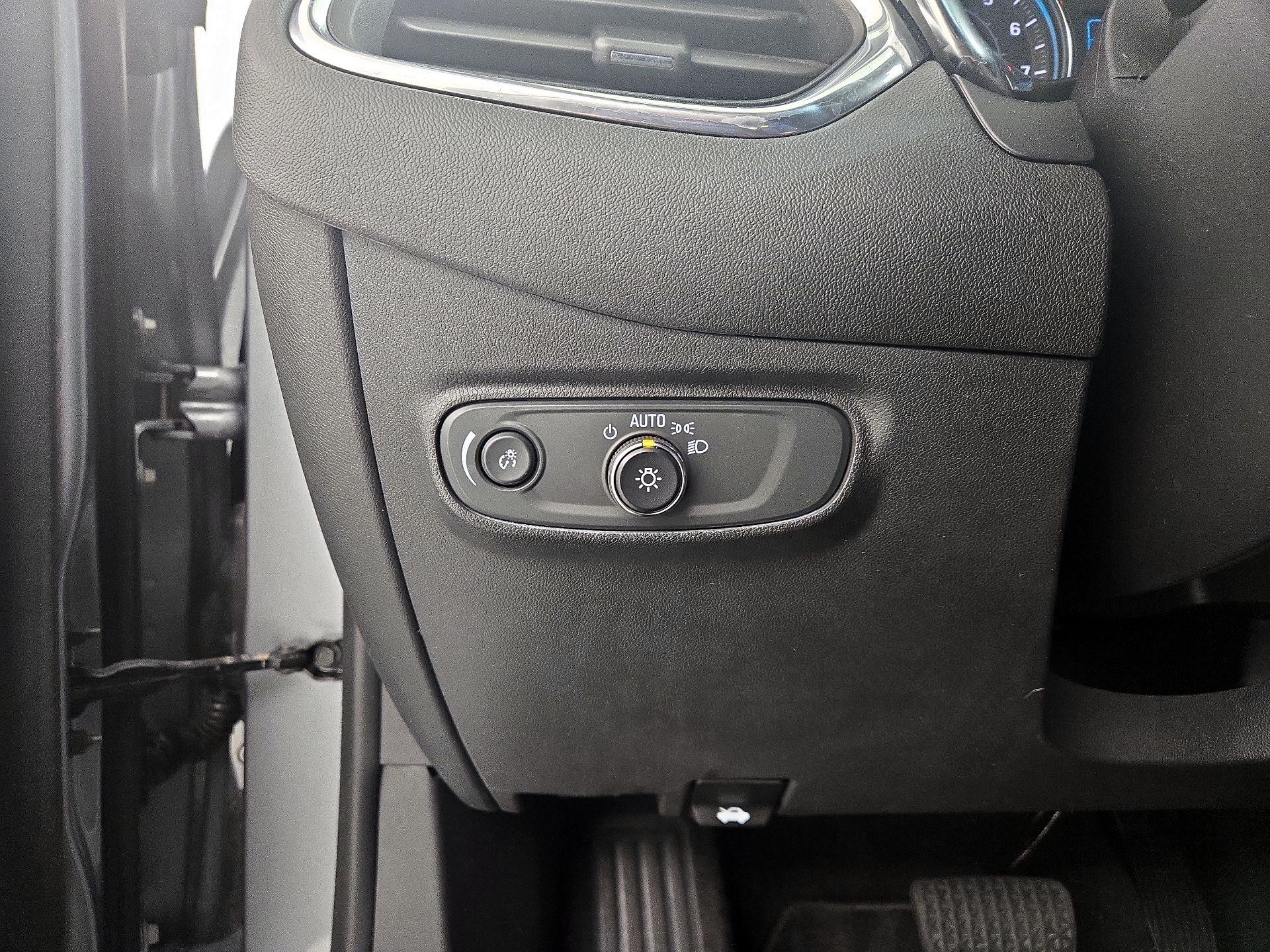 Thumbnail: 2023 Chevrolet Equinox - 11