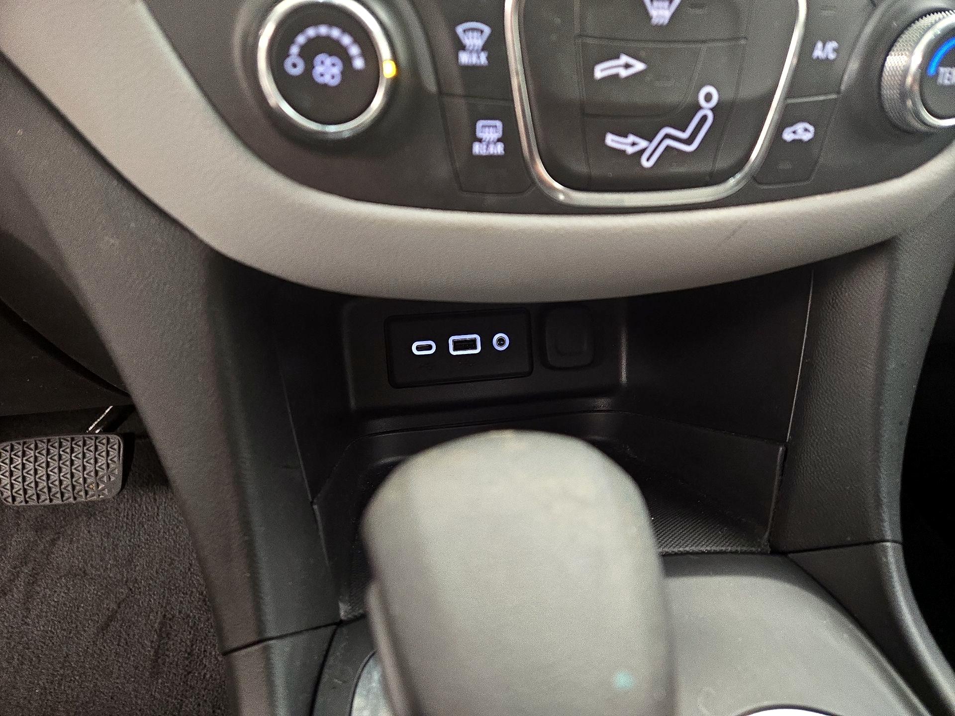 Thumbnail: 2023 Chevrolet Equinox - 16