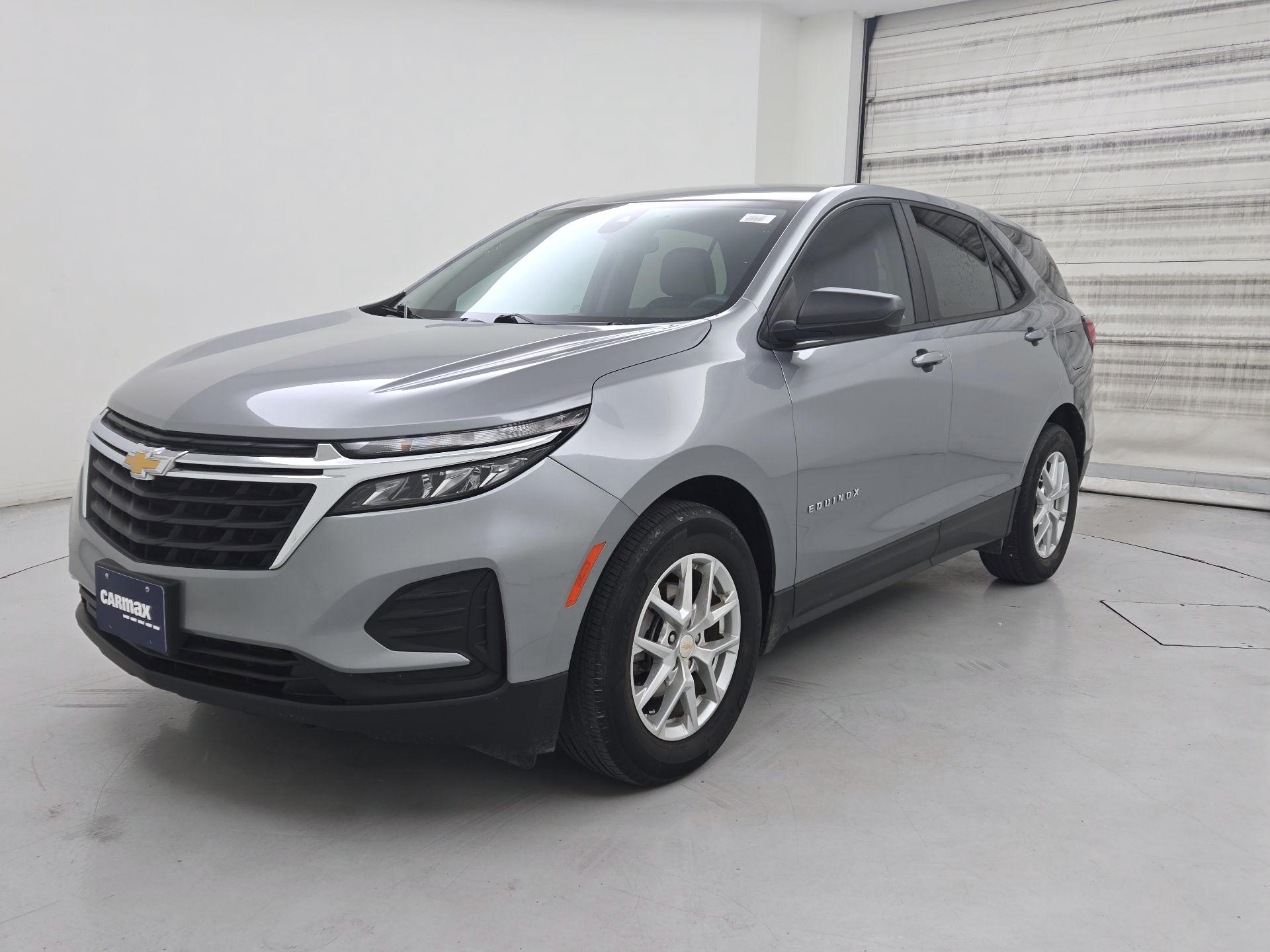 Thumbnail: 2023 Chevrolet Equinox - 3